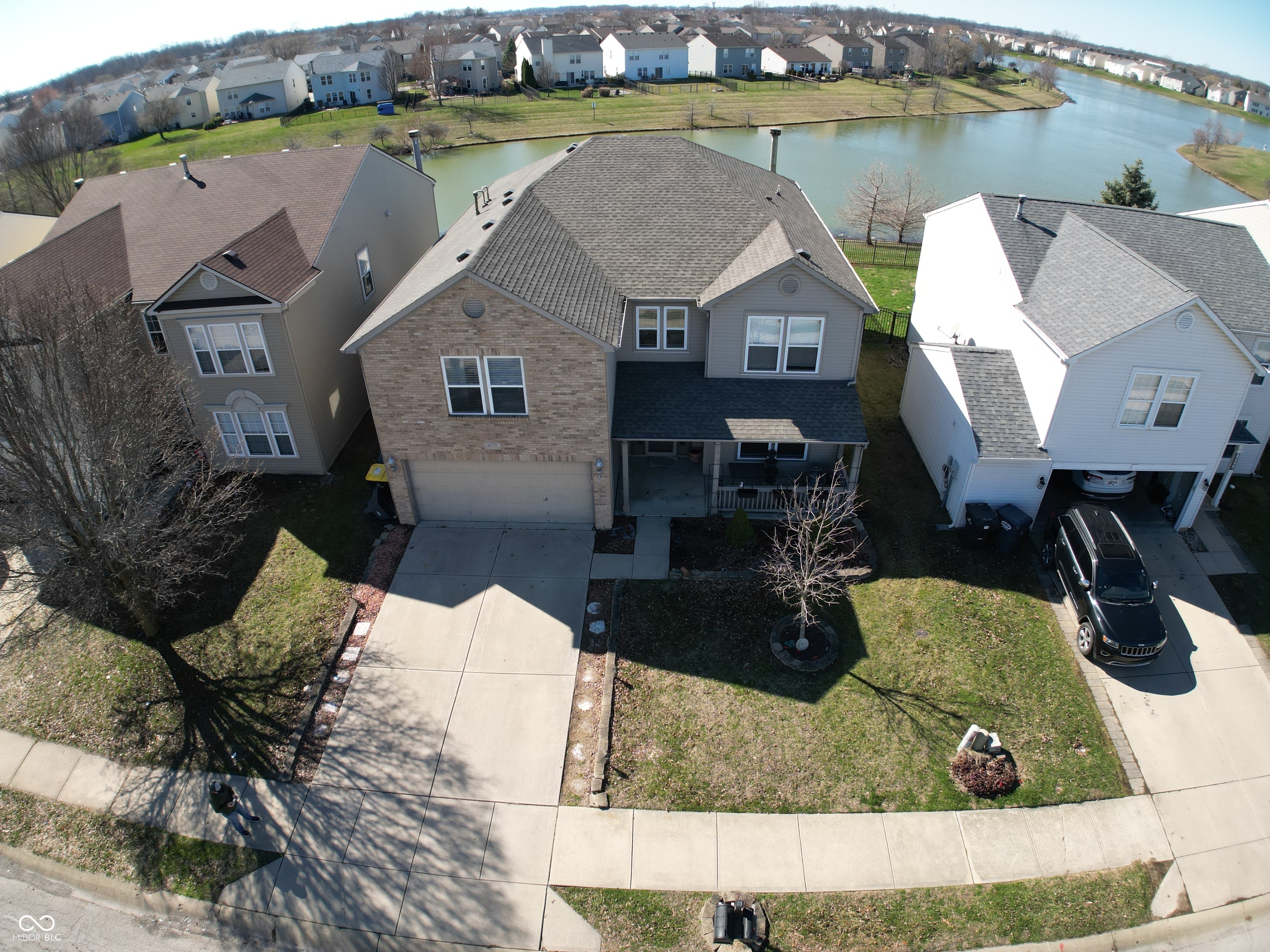 8277 S Quarter Moon Drive