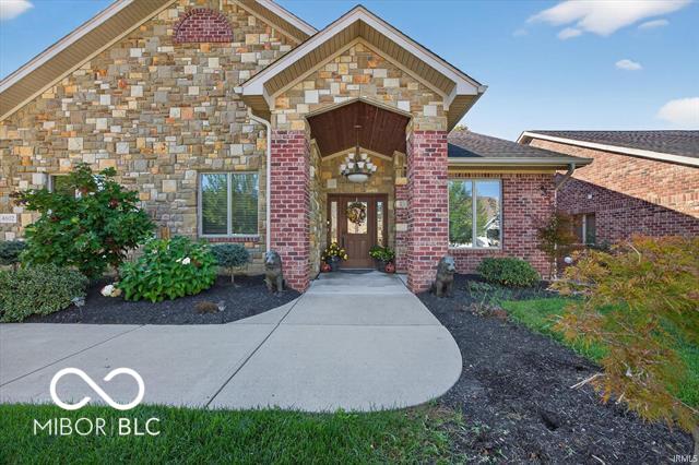 4602 E Falls Creek Drive