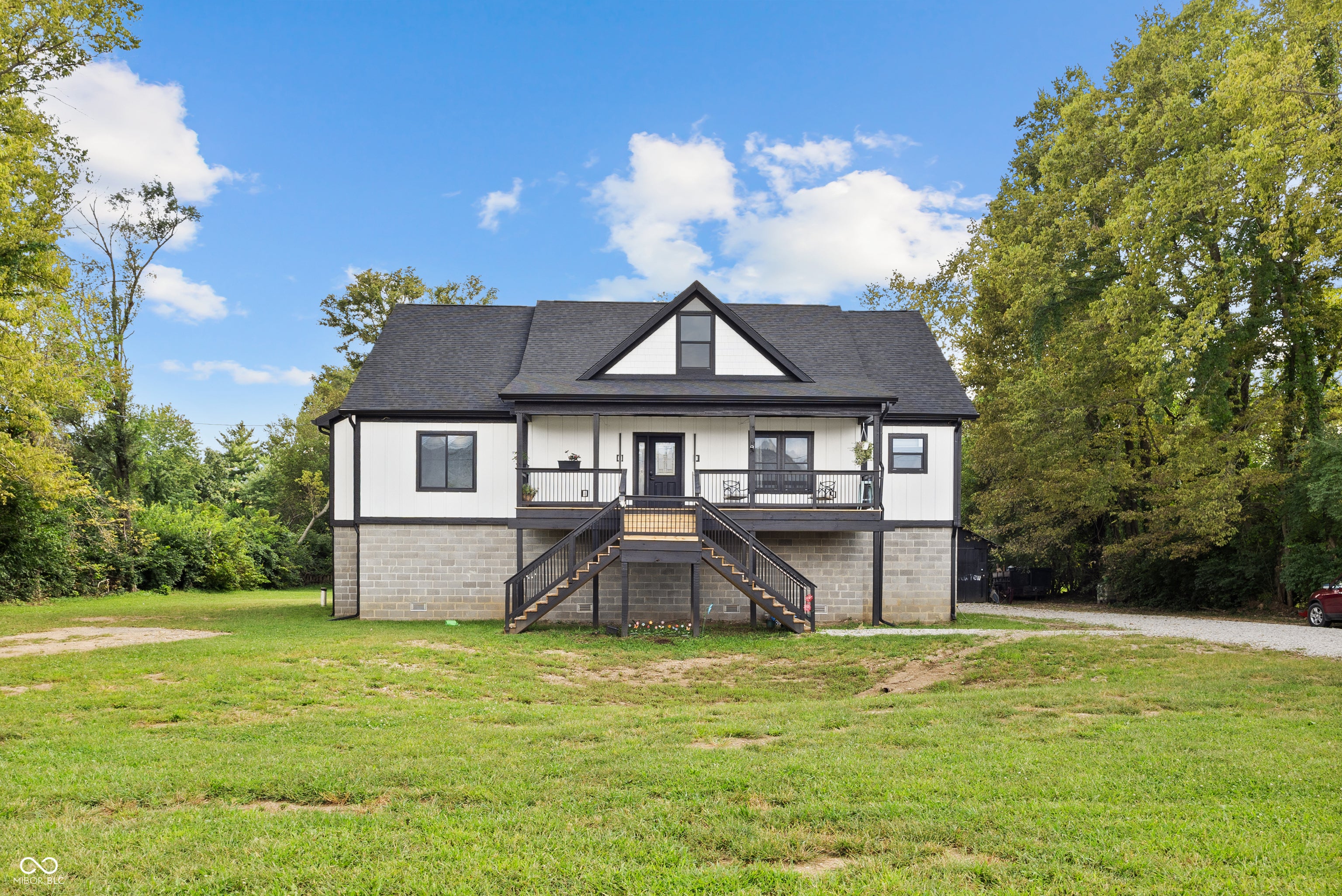 3445 W Thompson Road
