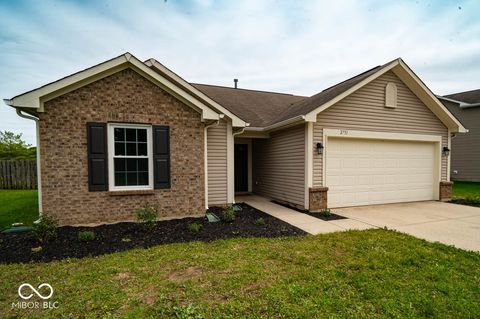 Photo of 2751 Winding Creek Lane, Greenfield, IN 46140 (MLS # 22103815)