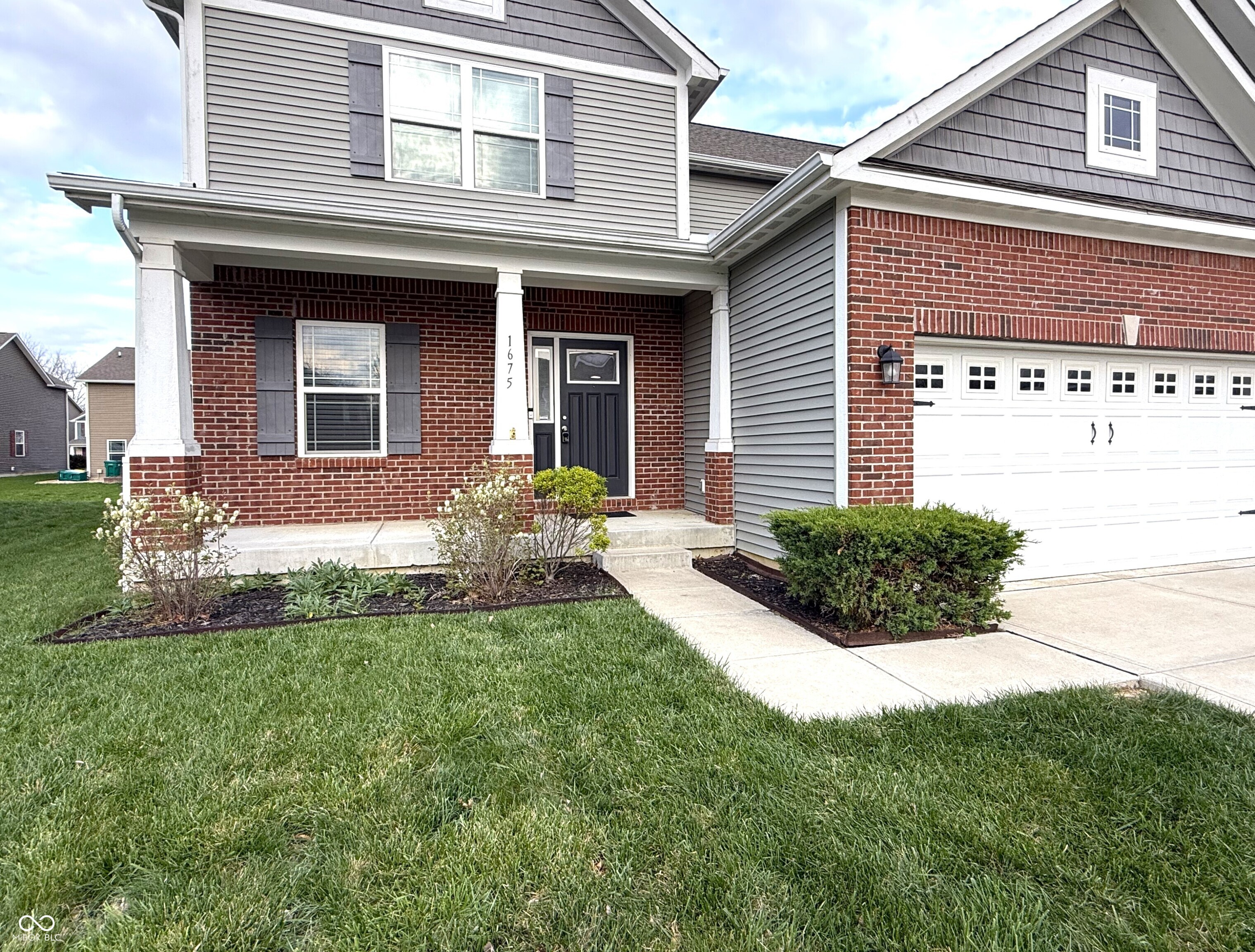 1675 Devonshire Avenue