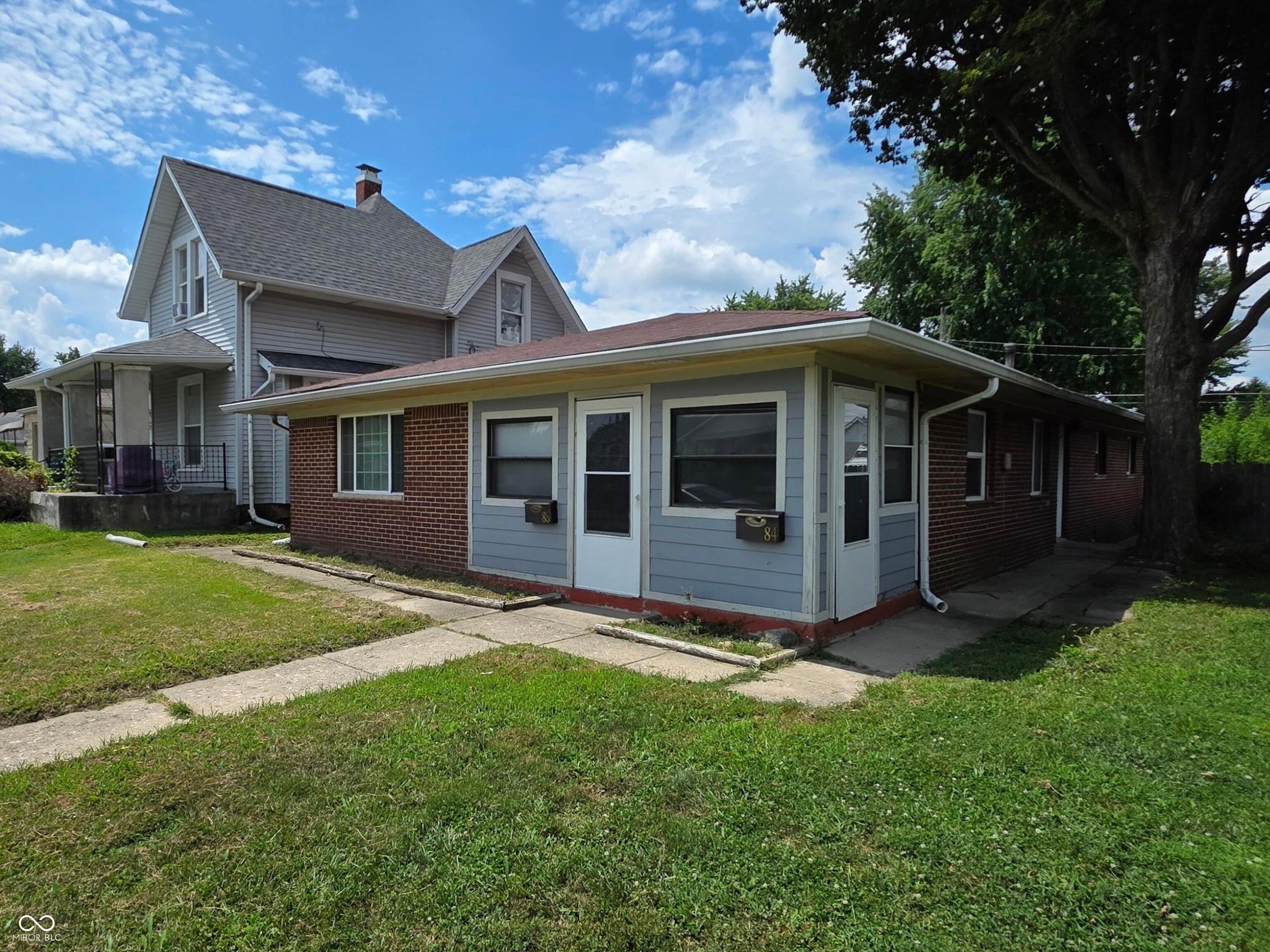 84 S 6th Avenue