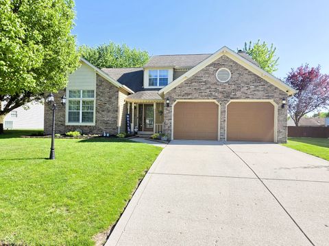 Photo of 4231 Saffron Drive, Indianapolis, IN 46237 (MLS # 22096831)