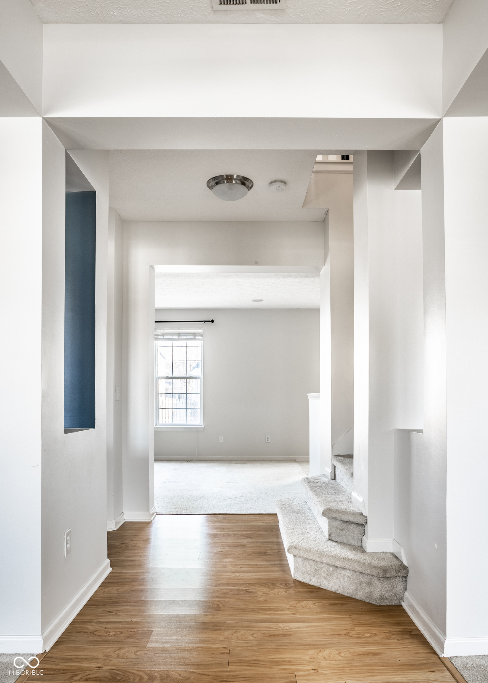 6127 N Woods Edge Drive