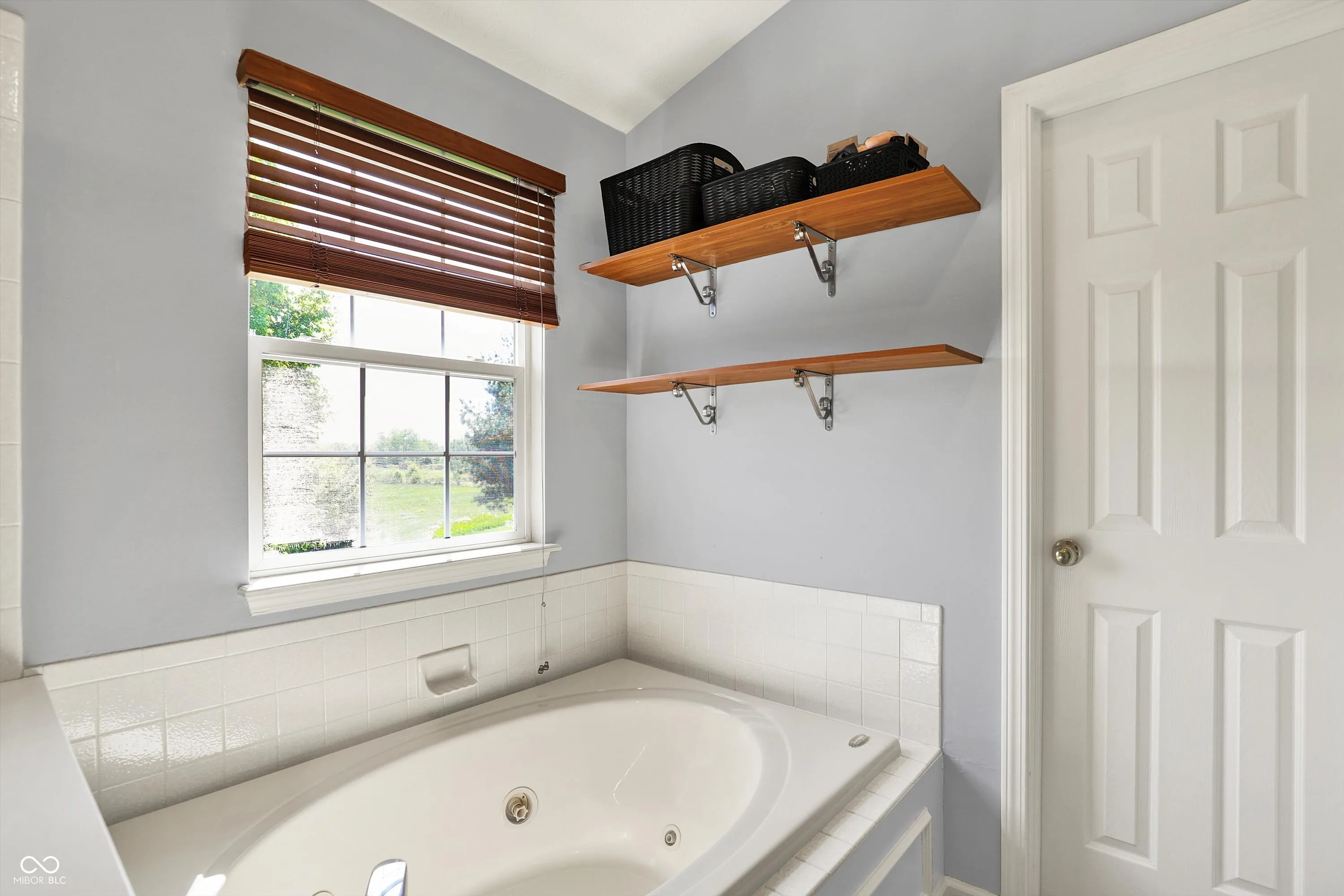 Indianapolis, Indiana 46254, United States, 3 Bedrooms Bedrooms, ,3 BathroomsBathrooms,Residential,Pending,132507