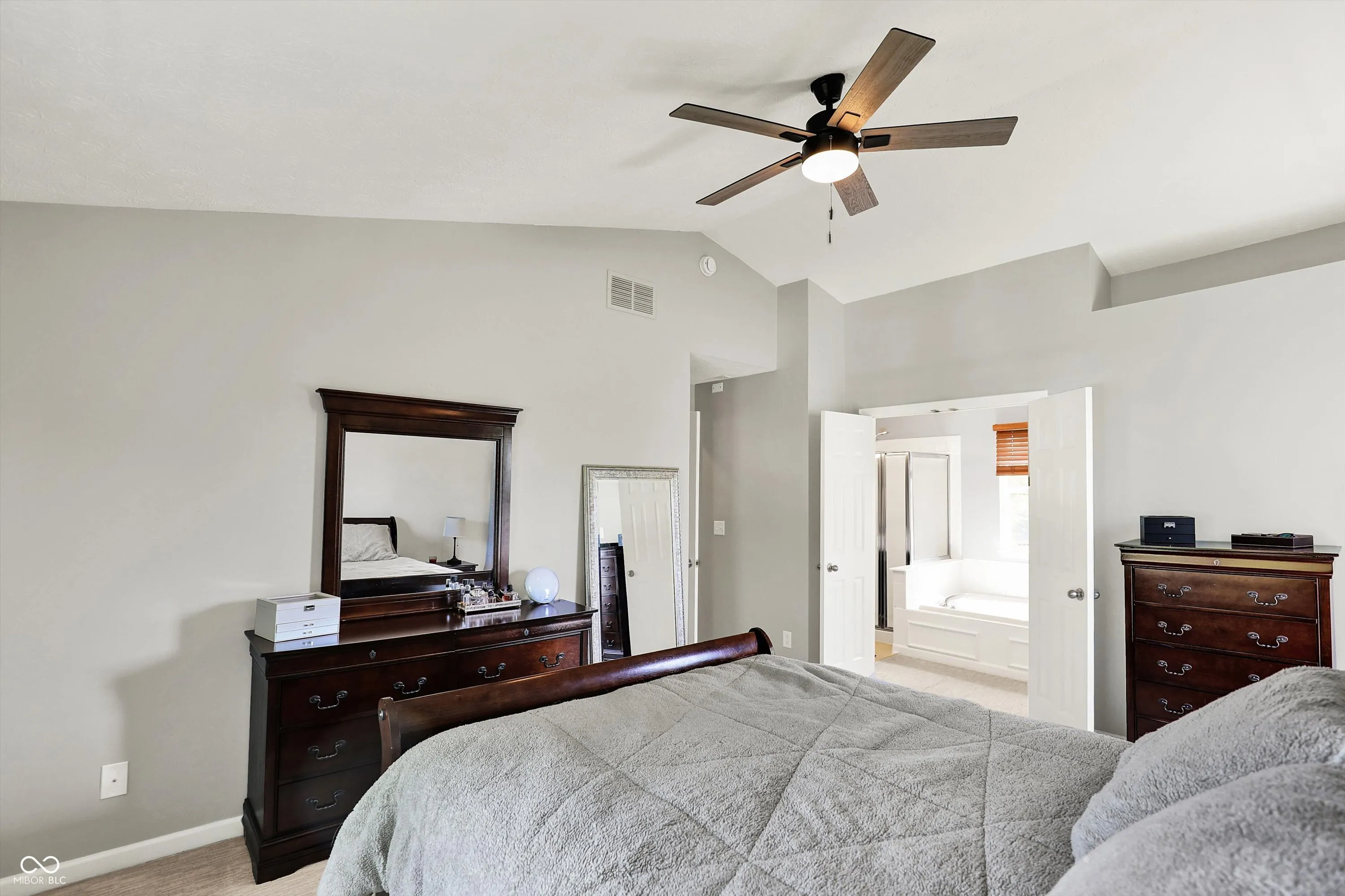 Indianapolis, Indiana 46254, United States, 3 Bedrooms Bedrooms, ,3 BathroomsBathrooms,Residential,Pending,132507