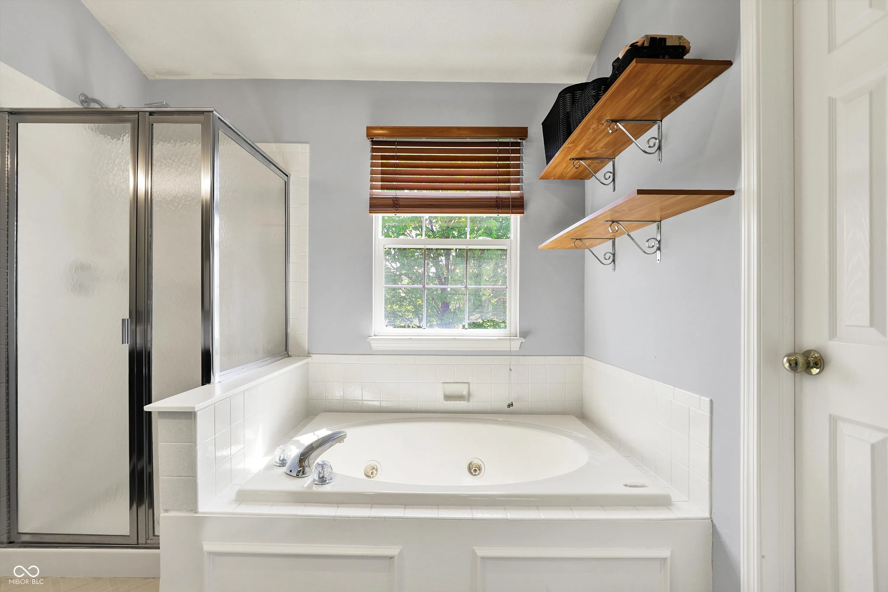 Indianapolis, Indiana 46254, United States, 3 Bedrooms Bedrooms, ,3 BathroomsBathrooms,Residential,Pending,132507