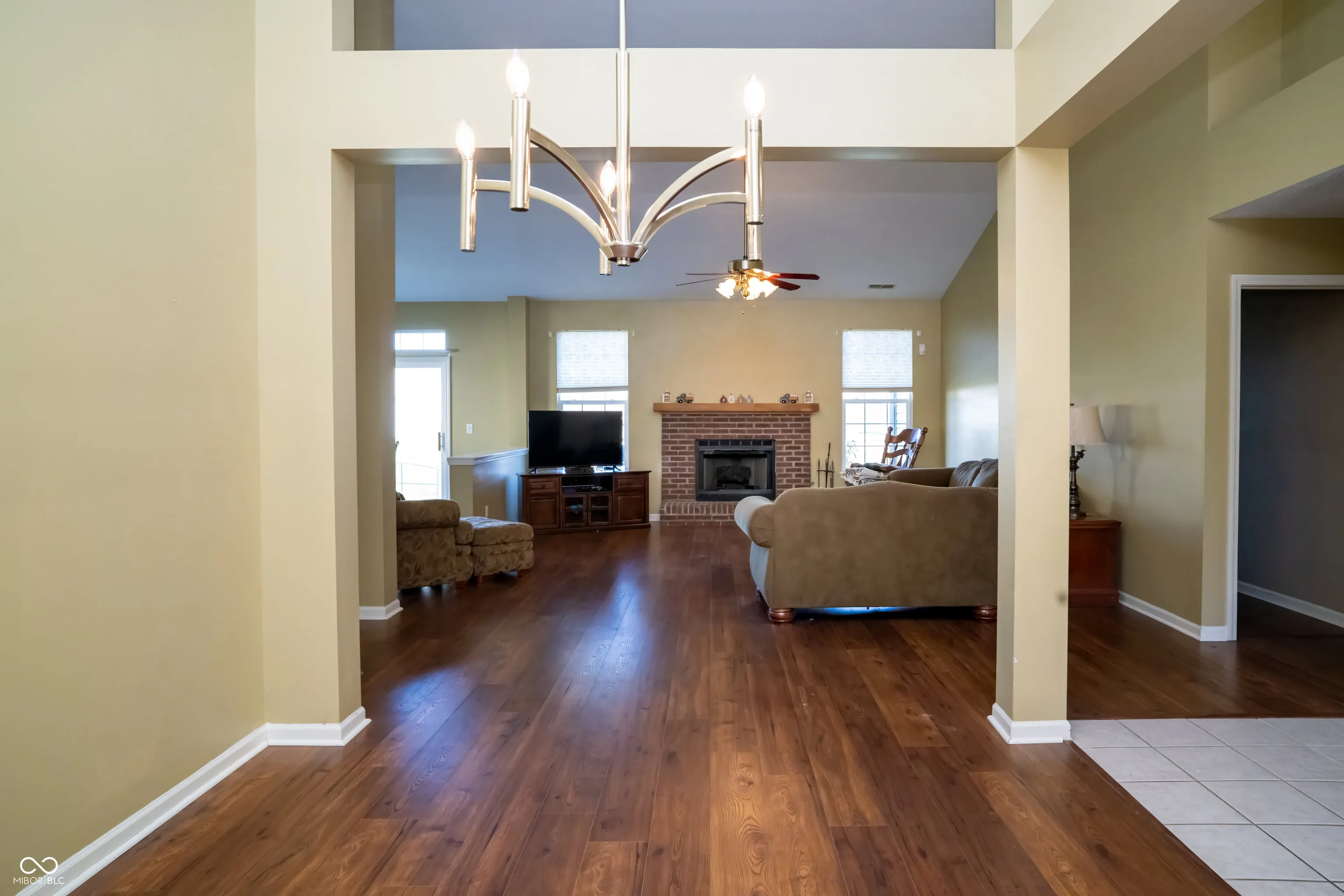 Indianapolis, Indiana 46221, United States, 3 Bedrooms Bedrooms, ,2 BathroomsBathrooms,Residential,Pending,34864