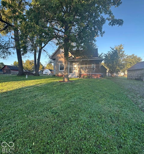 Photo of 462 N Bond Street, Scottsburg, IN 47170 (MLS # 22129760)