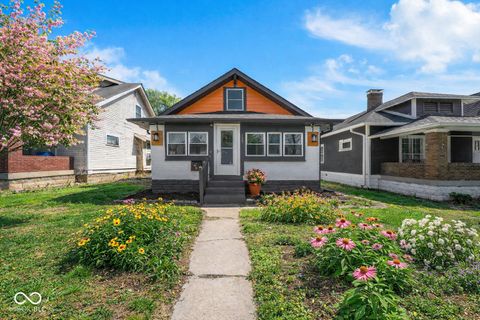 Photo of 105 N Sheffield Avenue, Indianapolis, IN 46222 (MLS # 22103355)