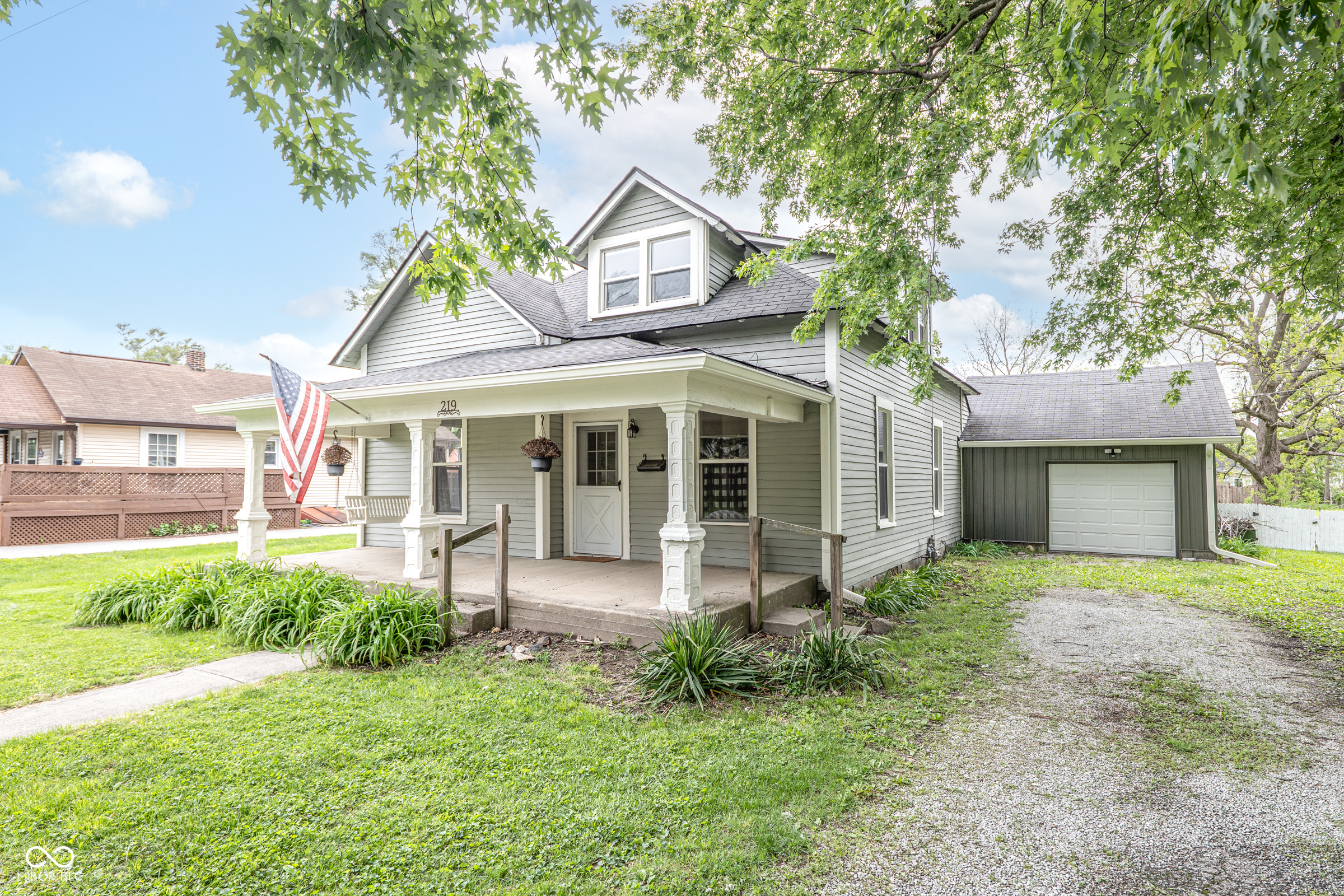 219 W Garden Street