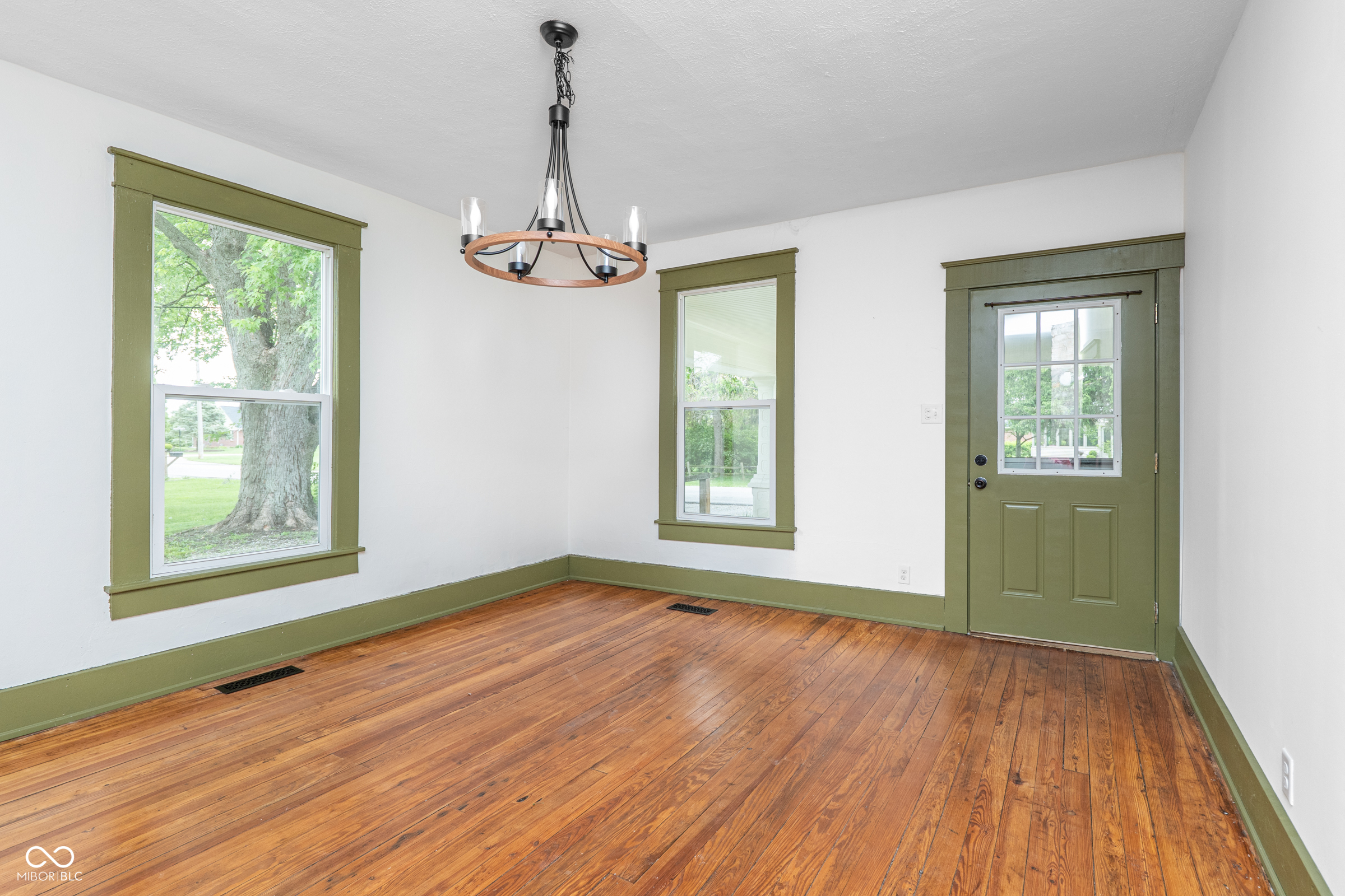 219 W Garden Street