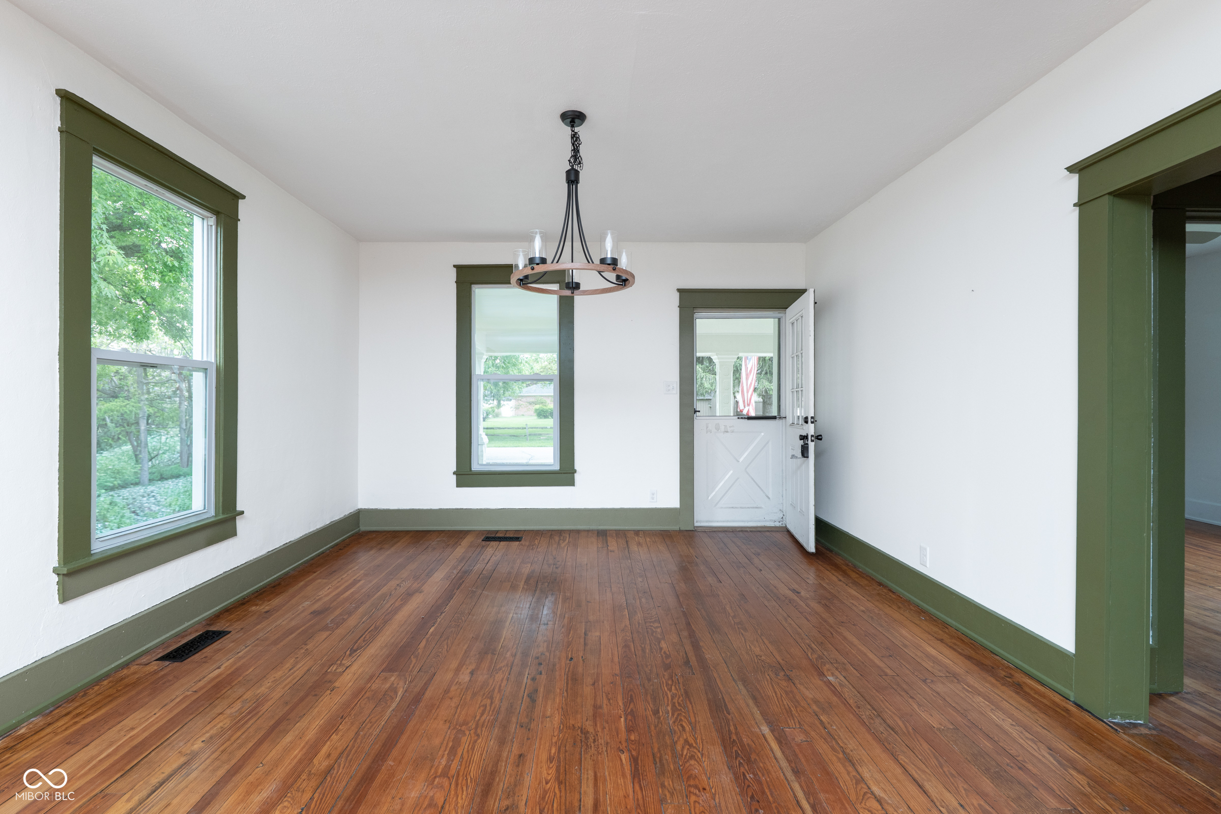 219 W Garden Street