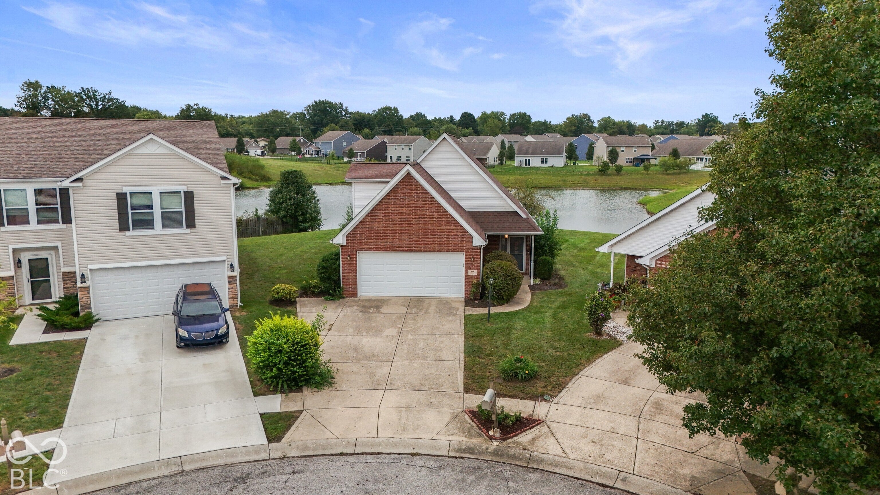 907 Amesbury Court