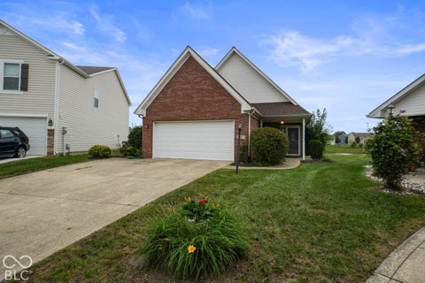 Photo for 907 Amesbury Court
