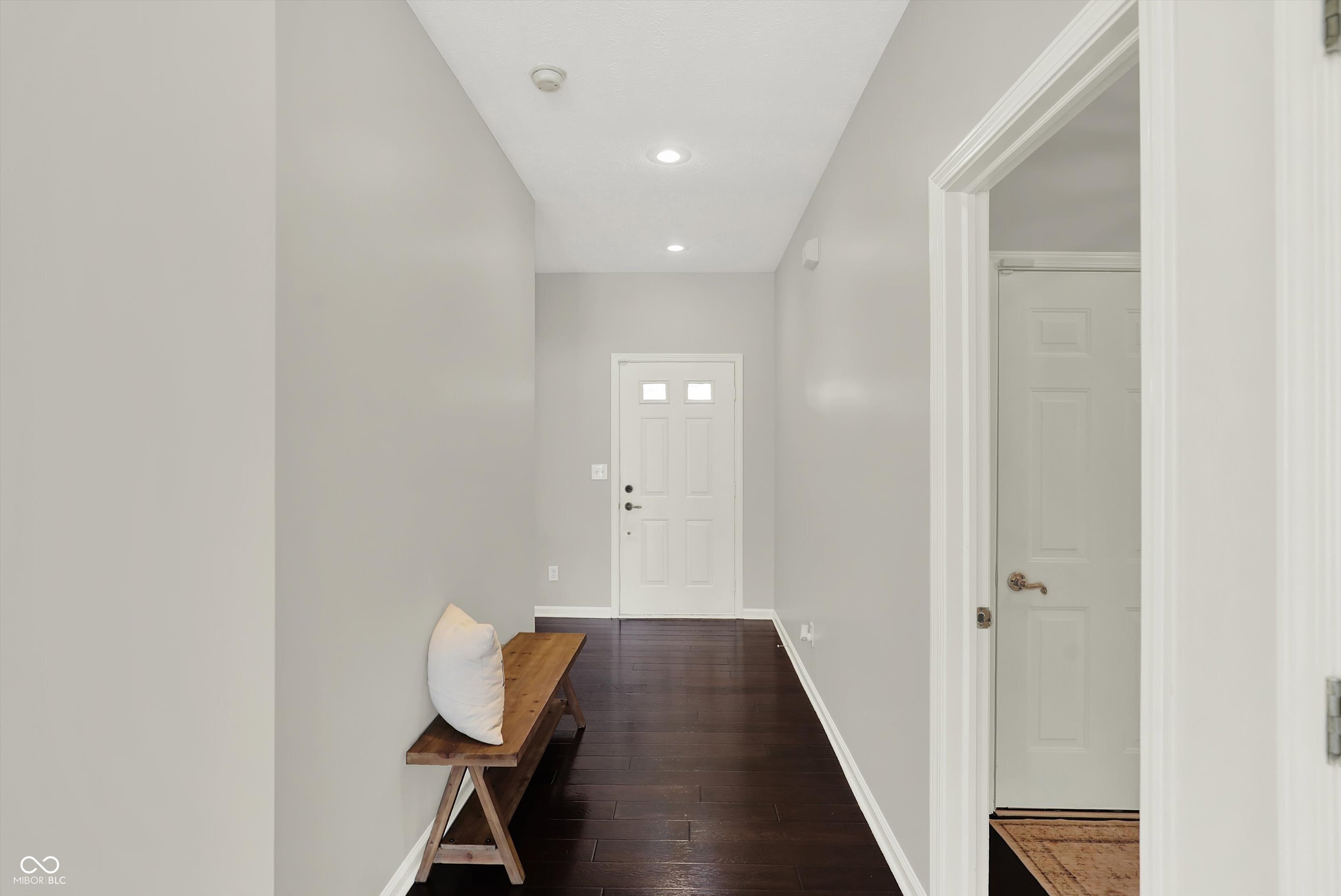 5873 Lost Oaks Drive