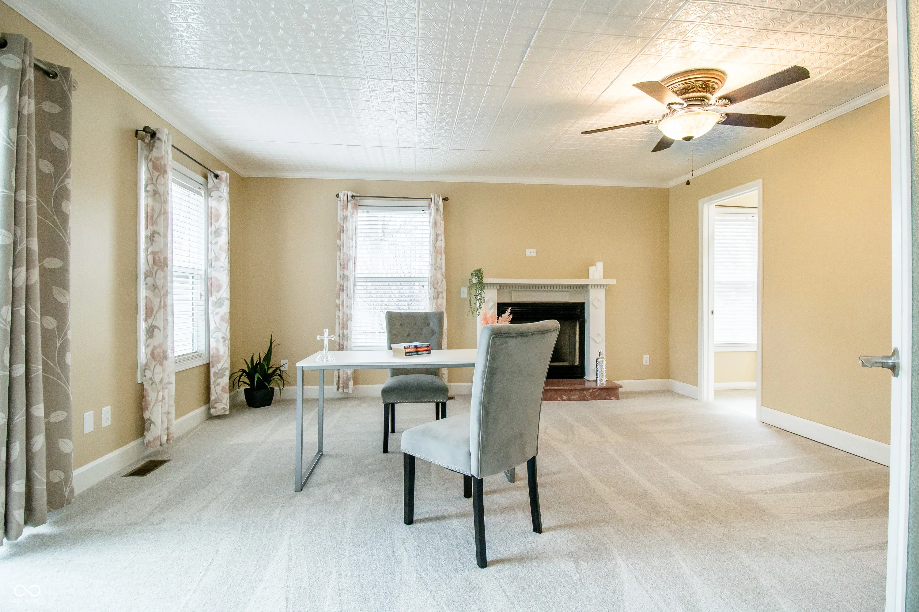 Scottsburg, Indiana 47170, United States, 3 Bedrooms Bedrooms, ,3 BathroomsBathrooms,Residential,Pending,11401