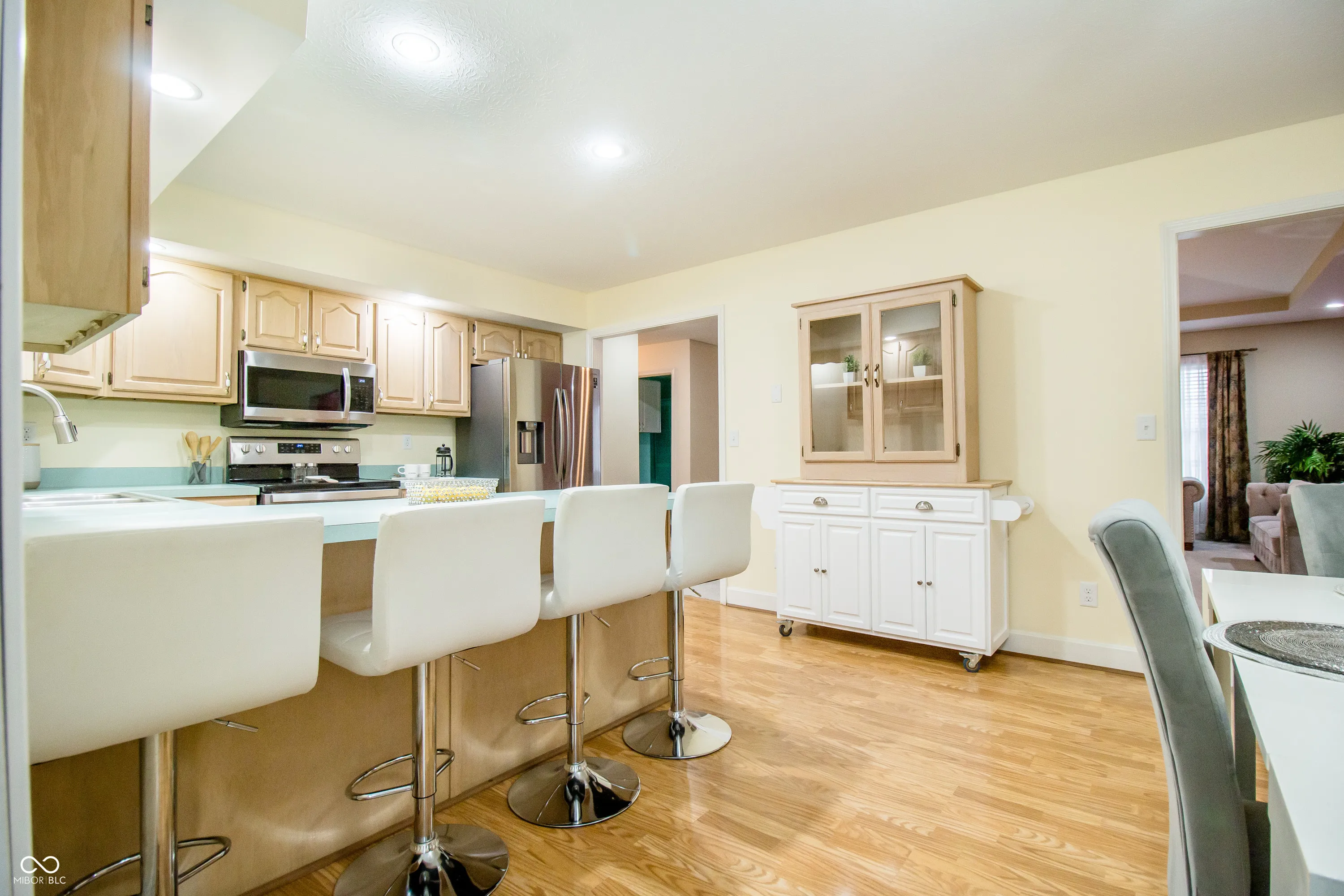 Scottsburg, Indiana 47170, United States, 3 Bedrooms Bedrooms, ,3 BathroomsBathrooms,Residential,Pending,11401