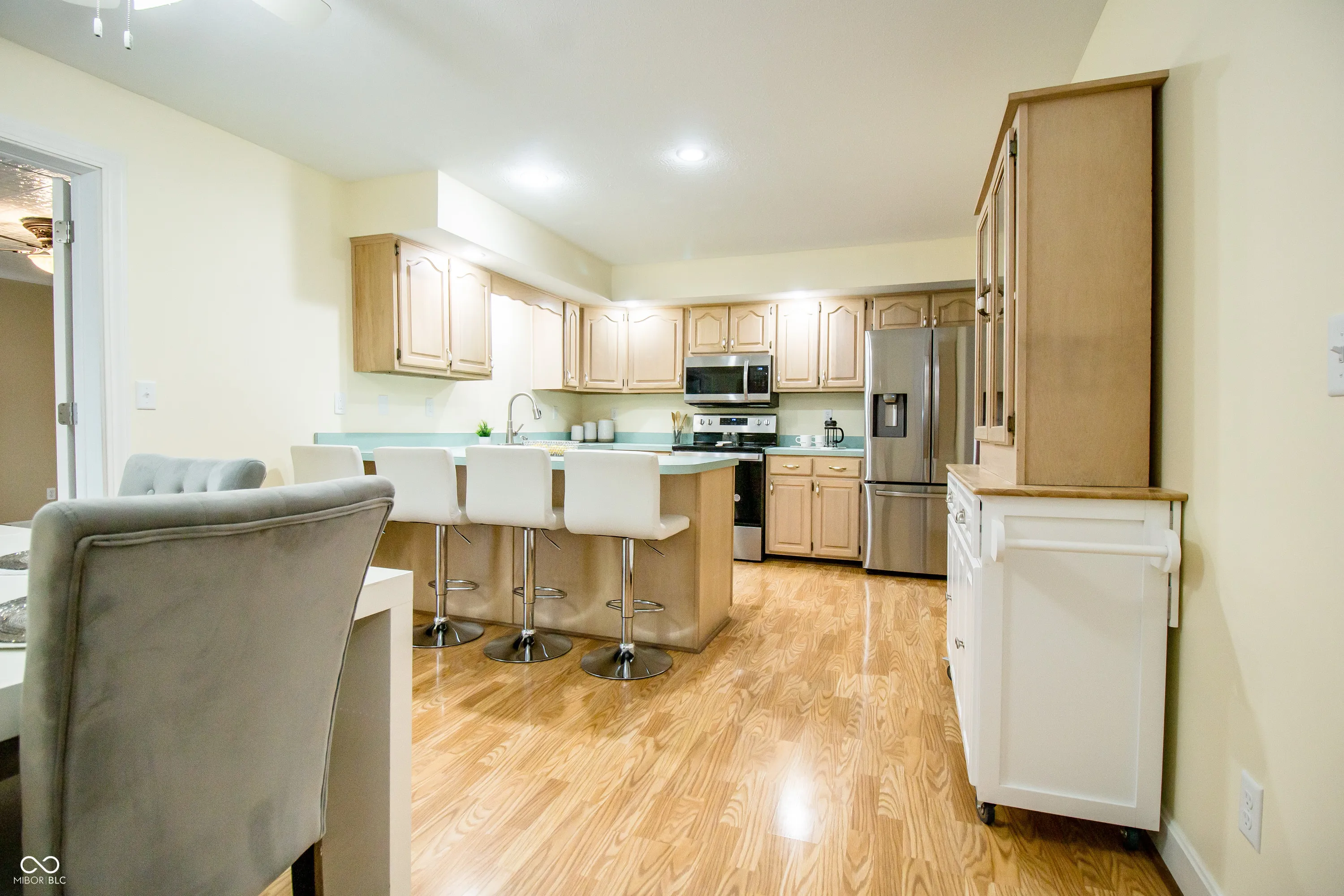 Scottsburg, Indiana 47170, United States, 3 Bedrooms Bedrooms, ,3 BathroomsBathrooms,Residential,Pending,11401