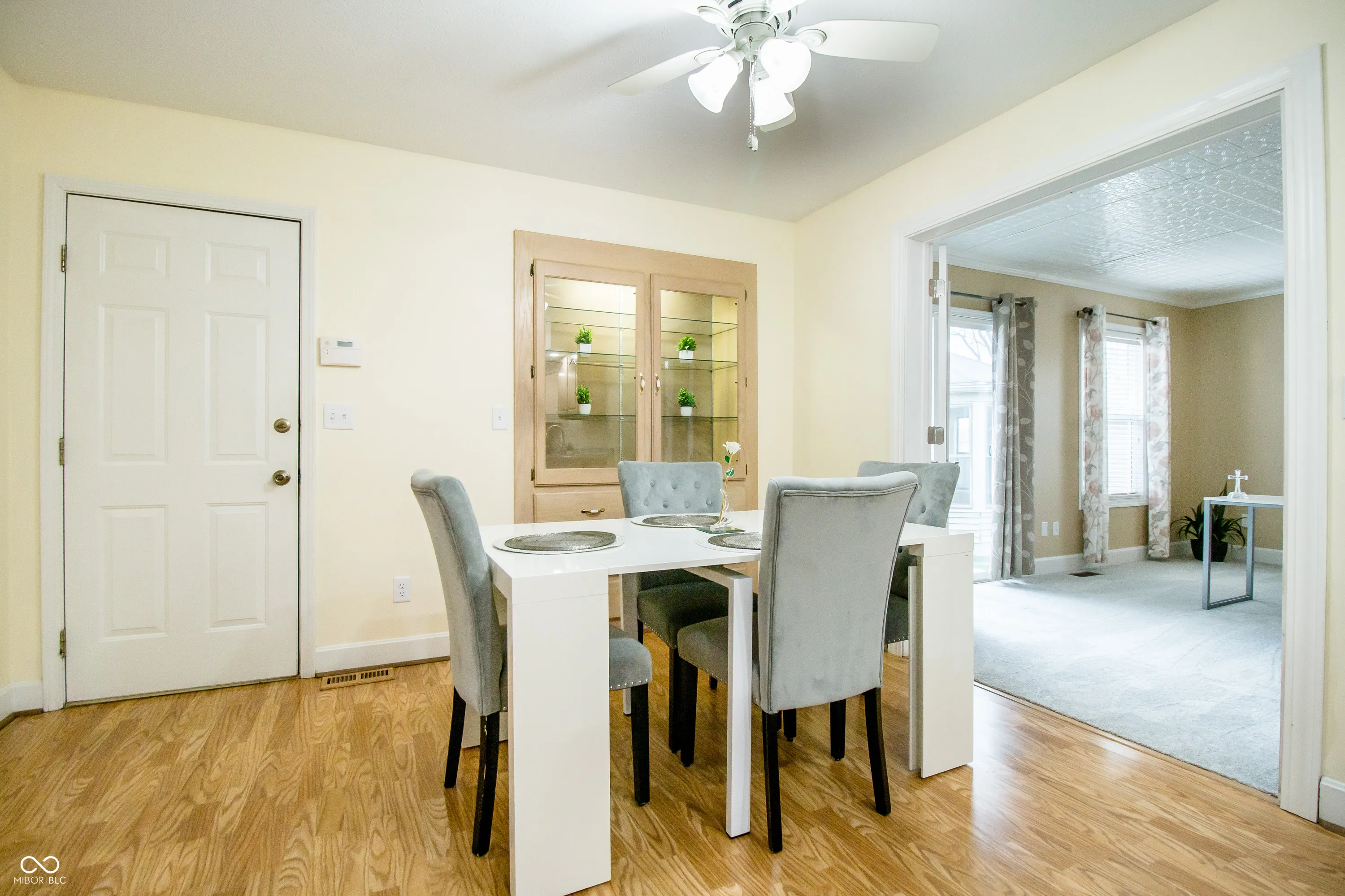 Scottsburg, Indiana 47170, United States, 3 Bedrooms Bedrooms, ,3 BathroomsBathrooms,Residential,Pending,11401