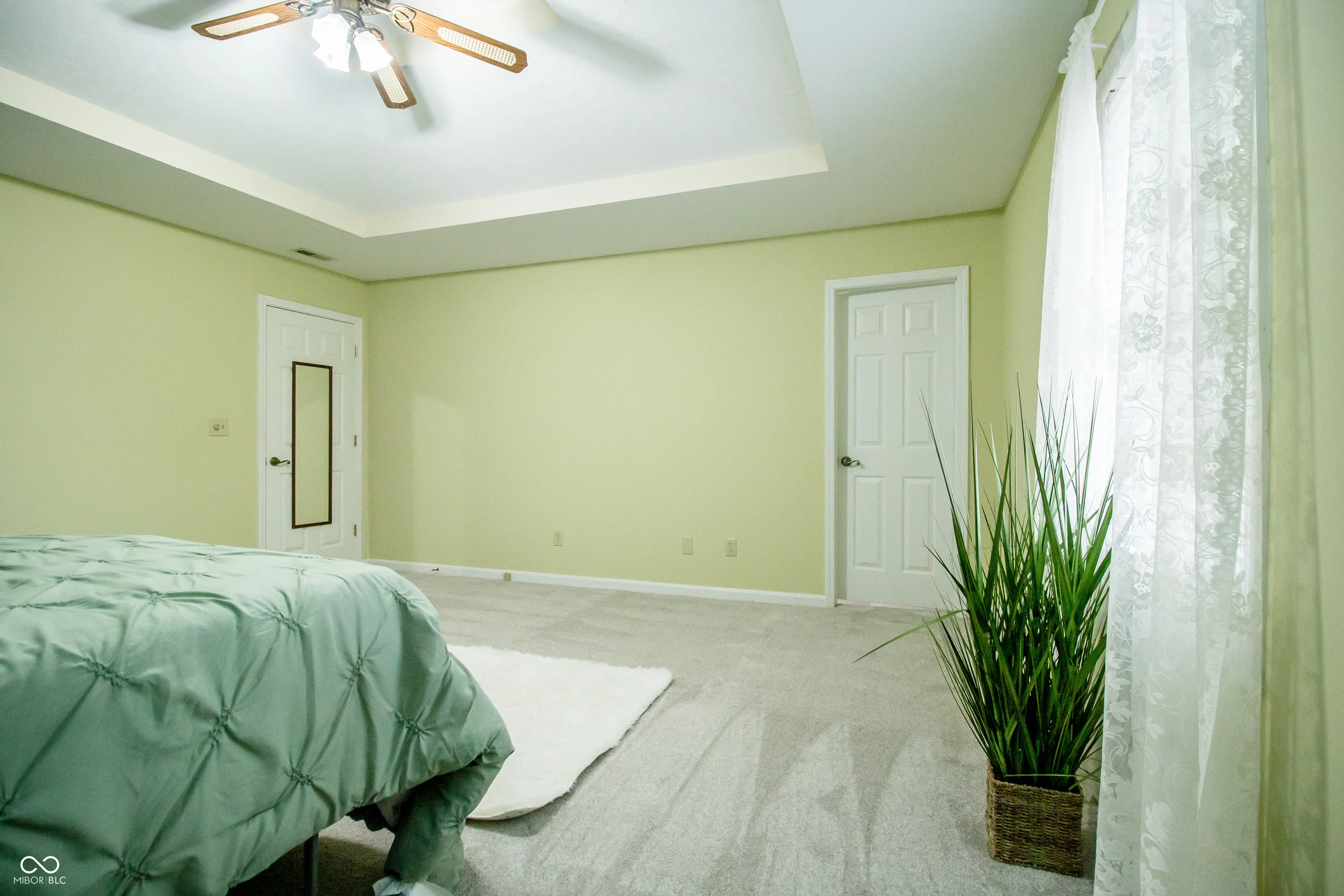 Scottsburg, Indiana 47170, United States, 3 Bedrooms Bedrooms, ,3 BathroomsBathrooms,Residential,Pending,11401