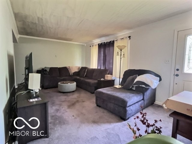 525 Sunset Boulevard