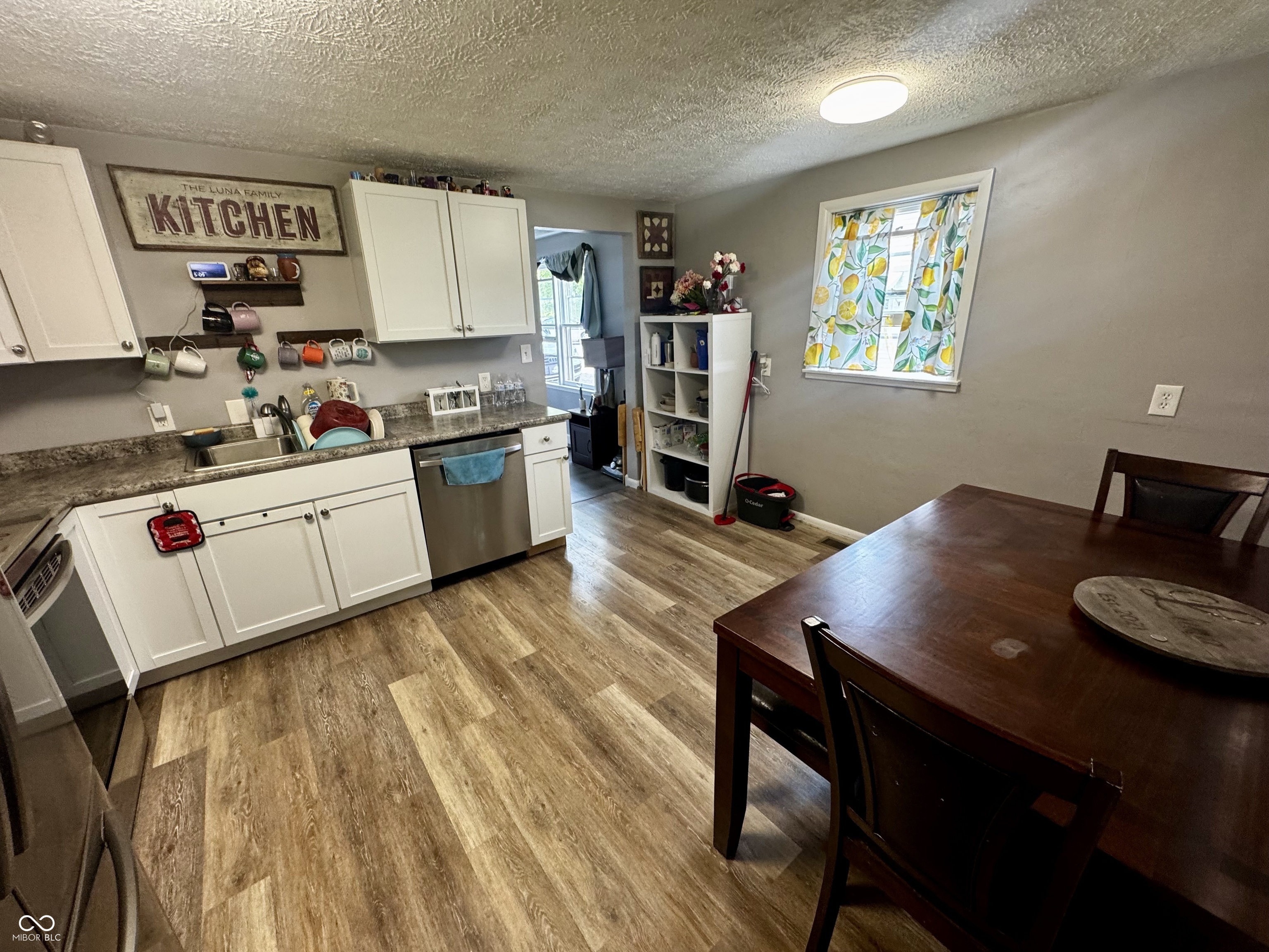 306 Waynetown Road