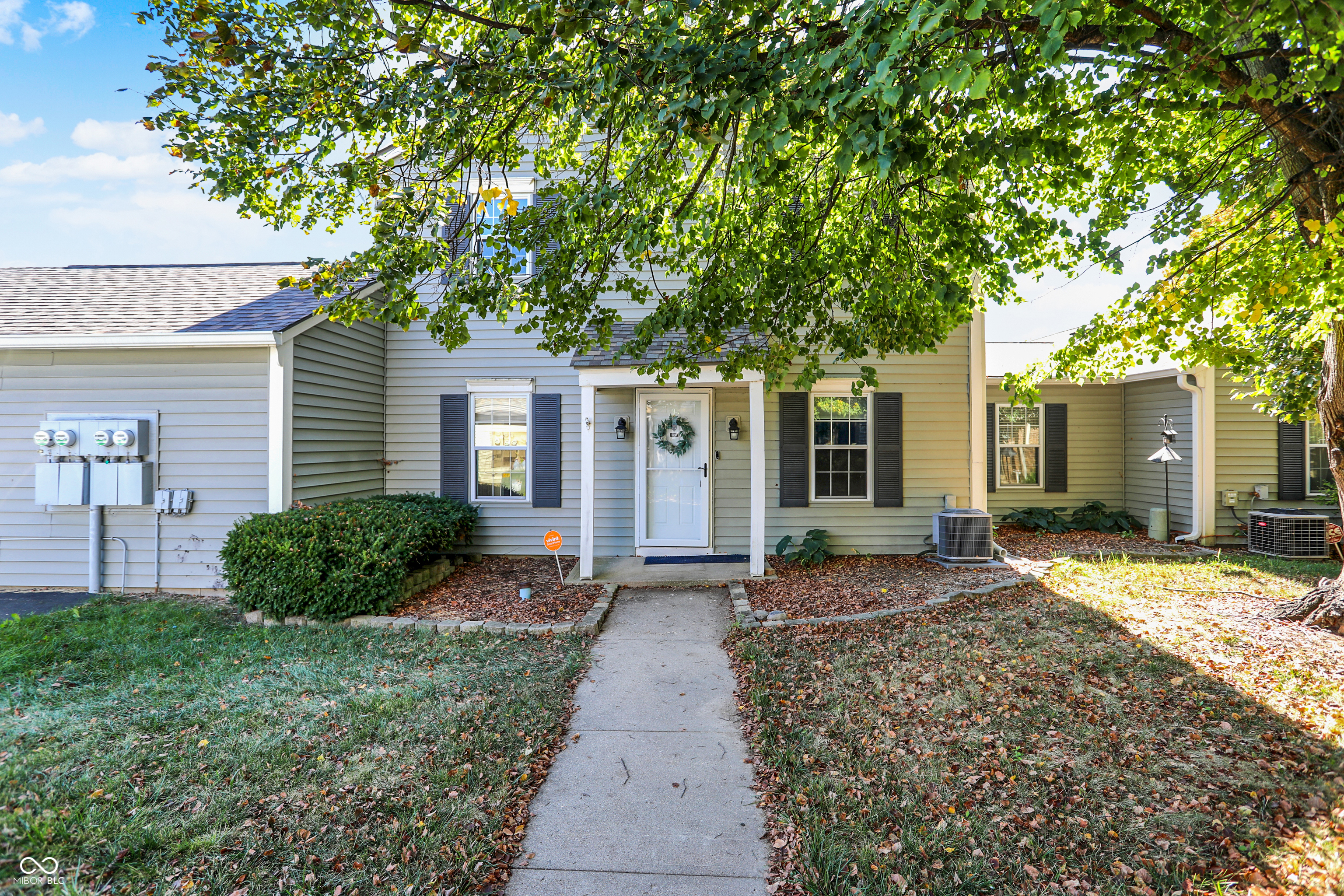 5914 Deerwood Court