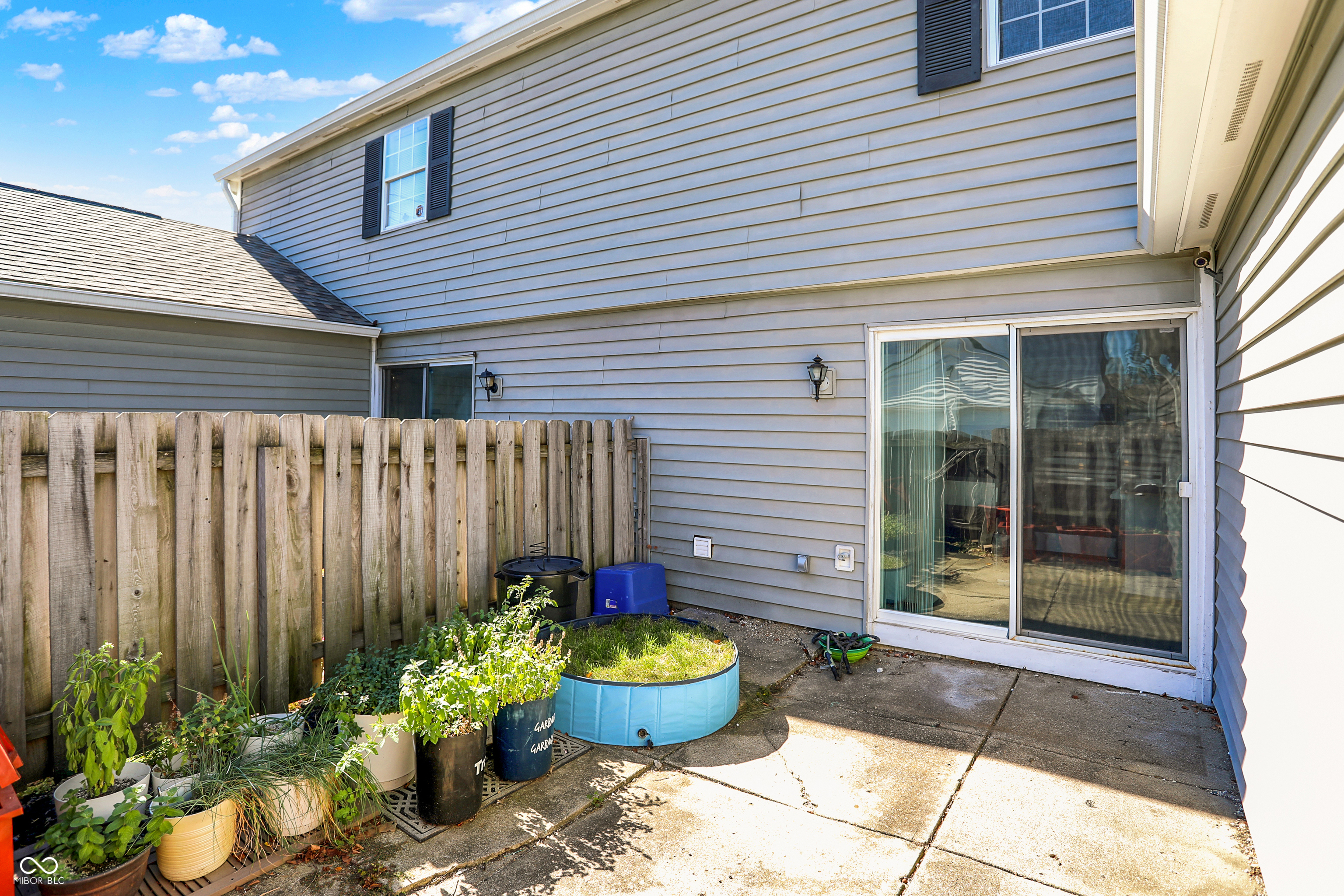 5914 Deerwood Court