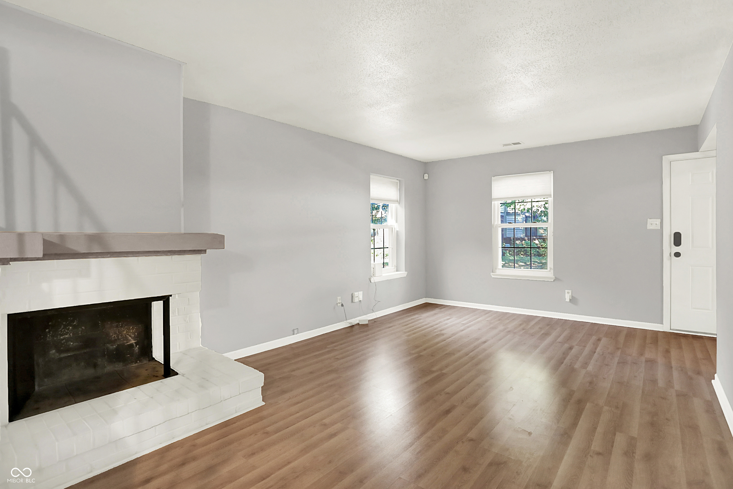 5914 Deerwood Court