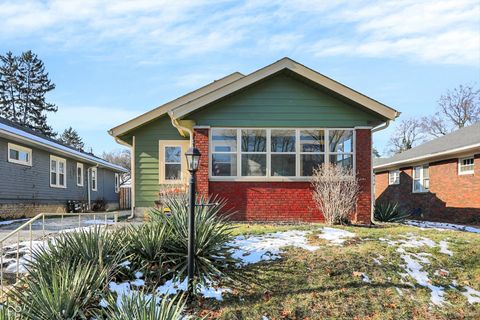 Photo of 5460 Guilford Avenue, Indianapolis, IN 46220 (MLS # 22077069)