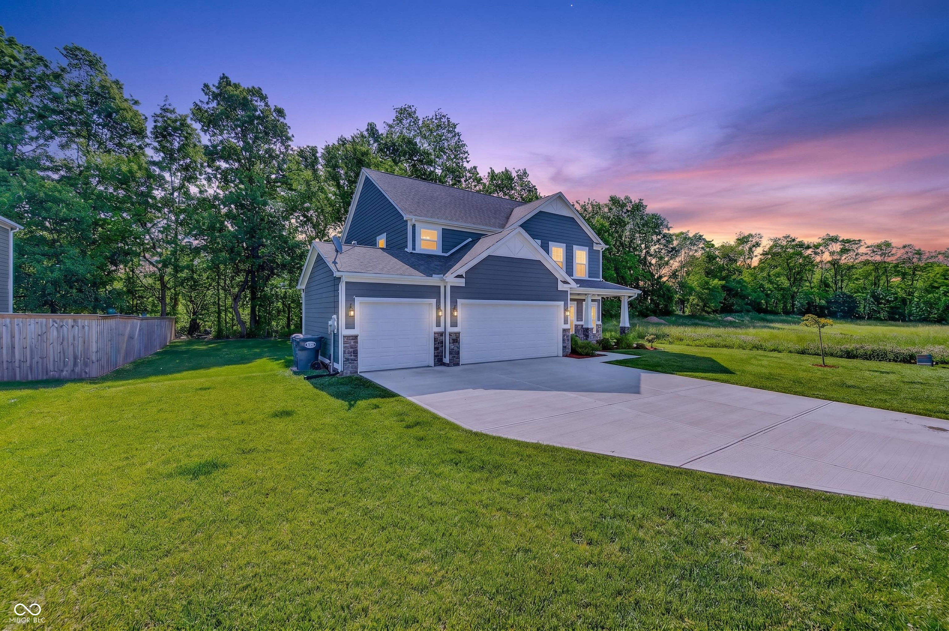 48 Manchester Drive