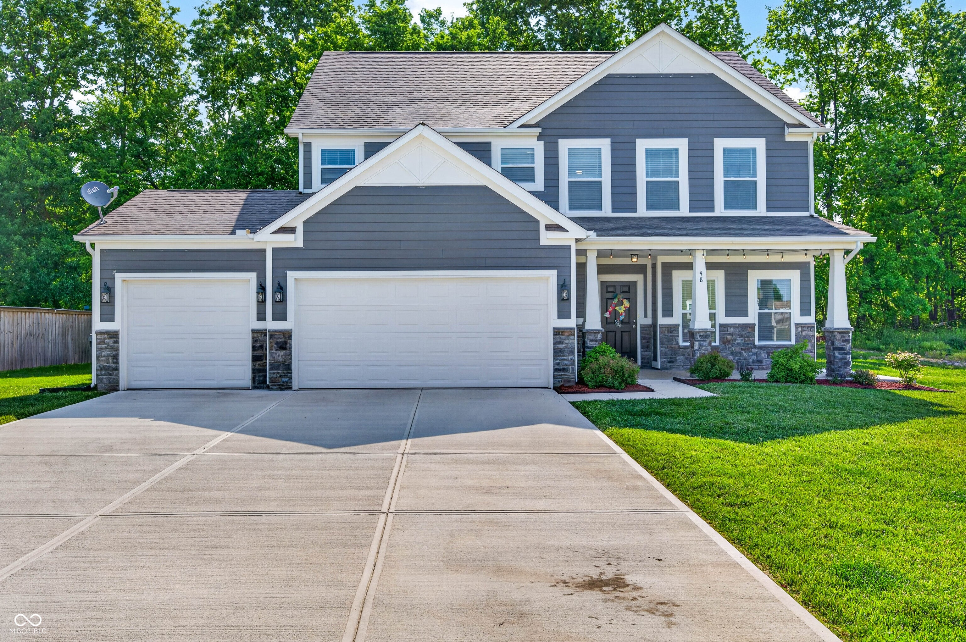 48 Manchester Drive