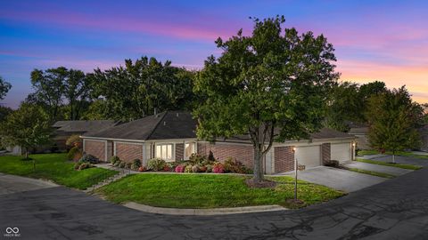 Photo of 501 Bent Tree Lane, Indianapolis, IN 46260 (MLS # 22068108)