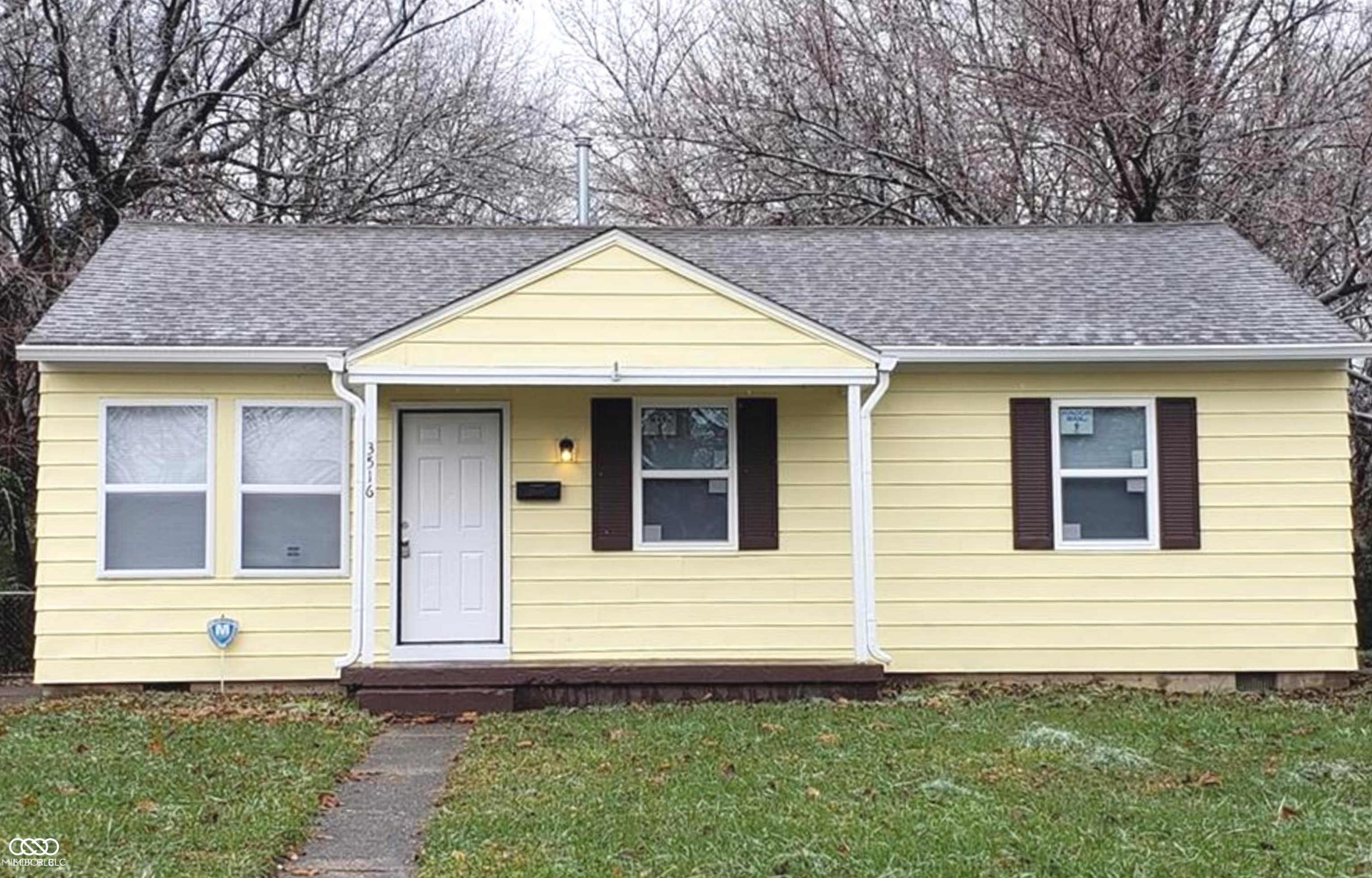 Photo 1 of 10 — 3516 N Hawthorne Lane, Indianapolis, IN 46218