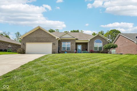 Photo of 4911 E Daisy Lane, Mooresville, IN 46158 (MLS # 22104853)