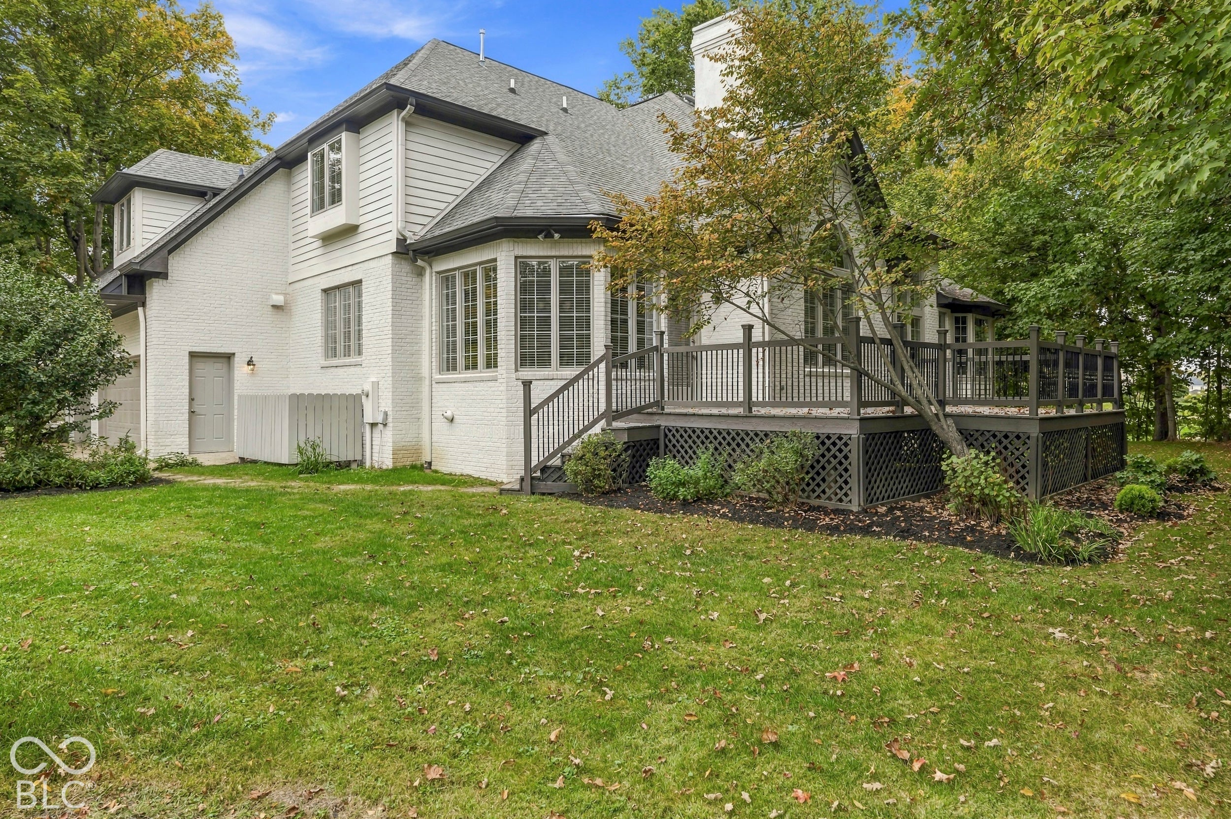 12221 Woods Bay Place