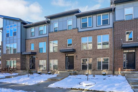 Photo of 8188 Bostic Court, Fishers, IN 46038 (MLS # 22068610)