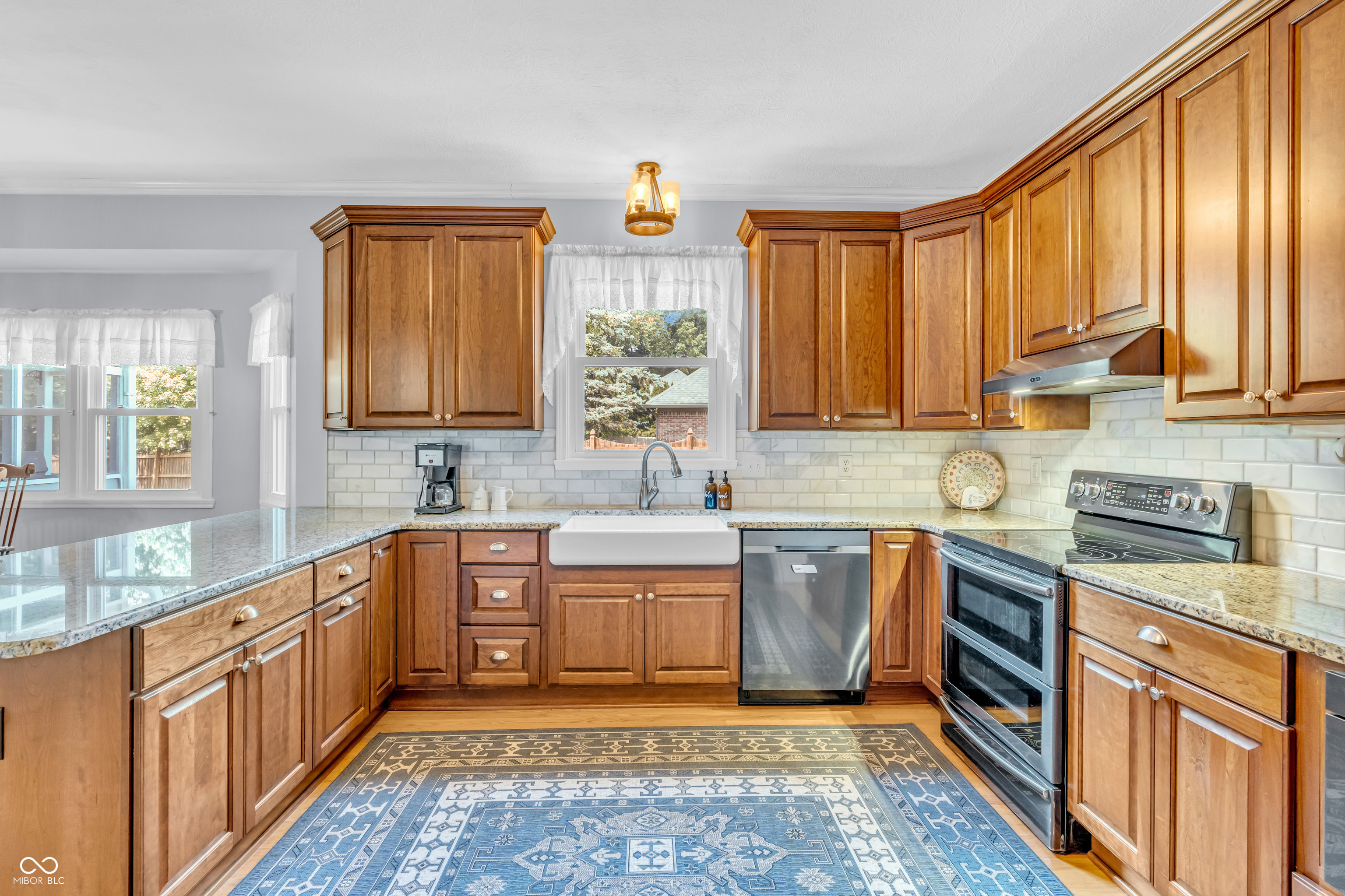 6118 Yellow Birch Court