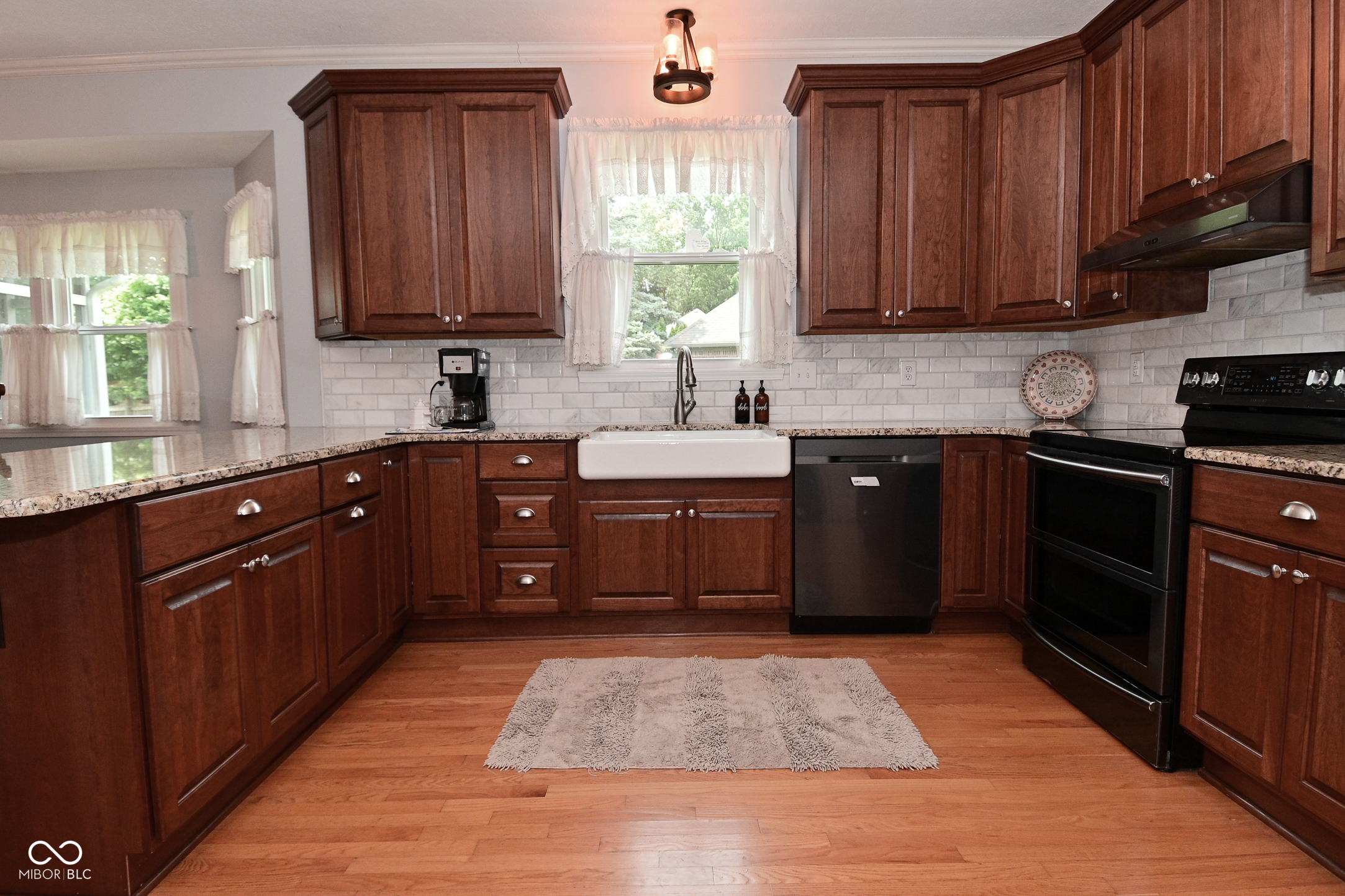 6118 Yellow Birch Court