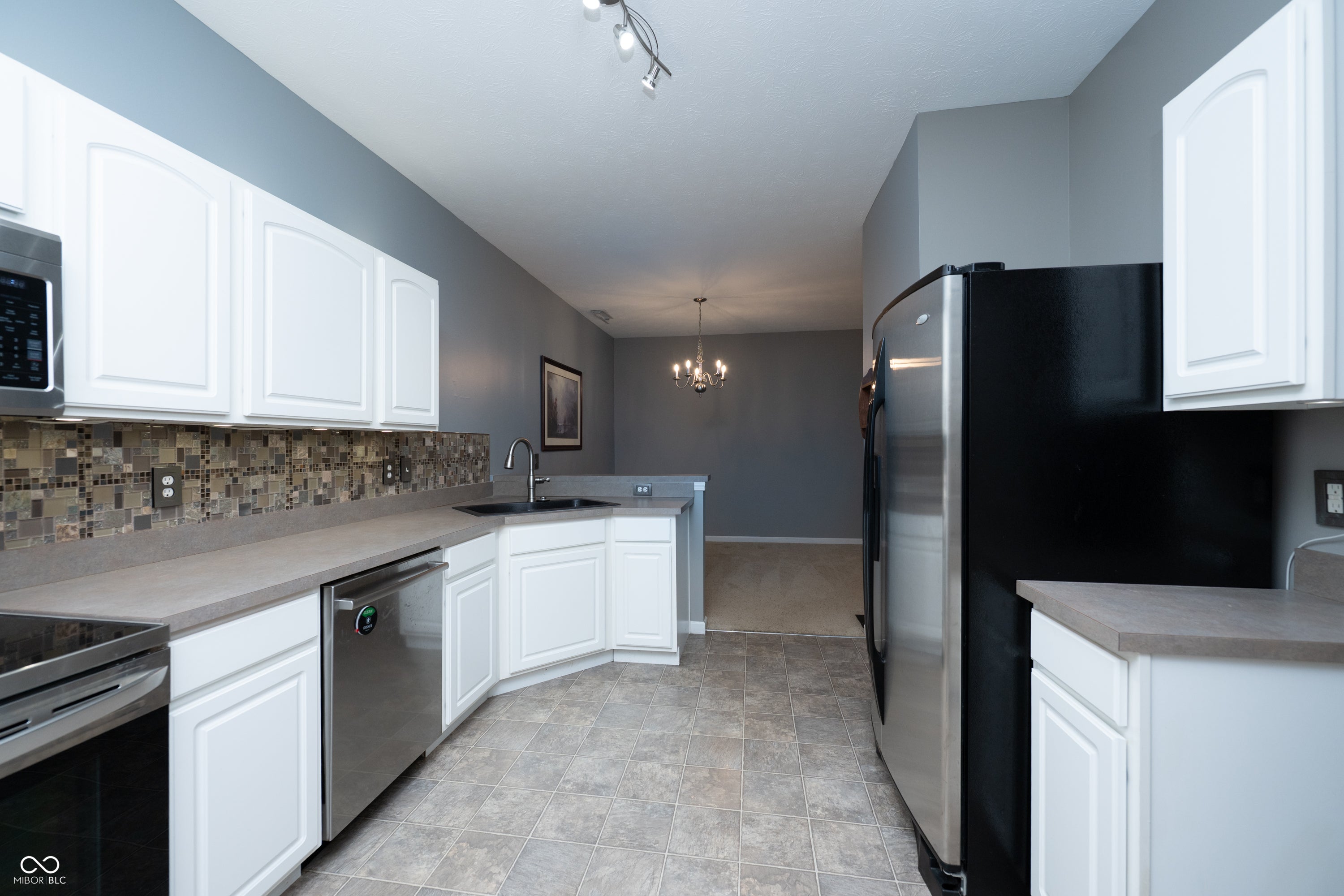 12235 Bubbling Brook Drive 900