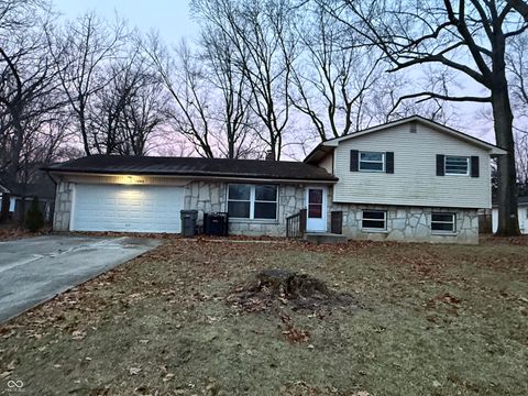 Photo of 7045 Buick Drive, Indianapolis, IN 46214 (MLS # 22095662)