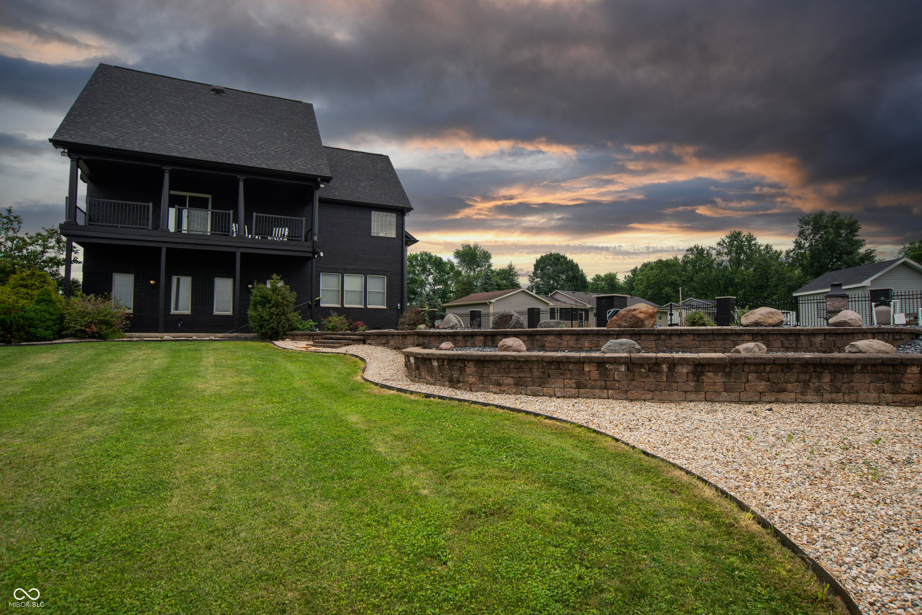 3306 Mullinix Road