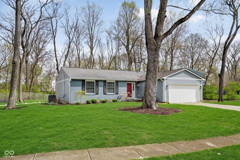 Photo of 11573 Creek Side Lane, Carmel, IN 46033 (MLS # 22094056)