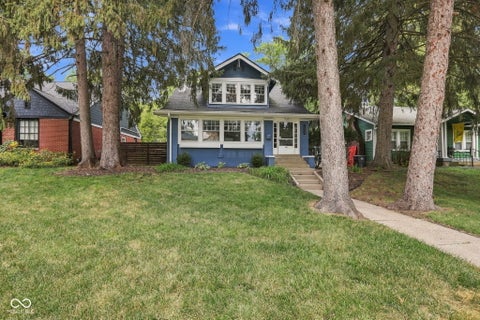 Photo of 6654 N College Avenue, Indianapolis, IN 46220 (MLS # 22125442)