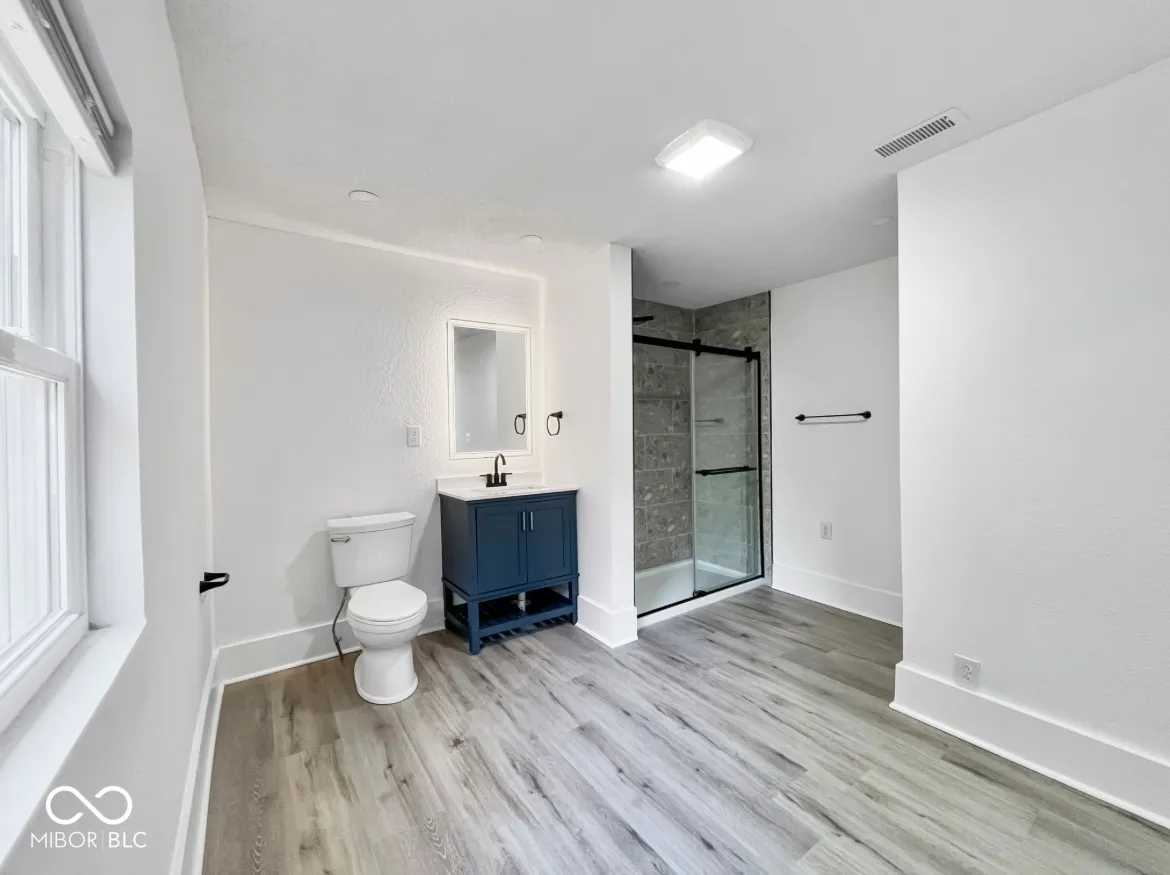 Indianapolis, Indiana 46201, United States, 4 Bedrooms Bedrooms, ,2 BathroomsBathrooms,Residential,Active,150999