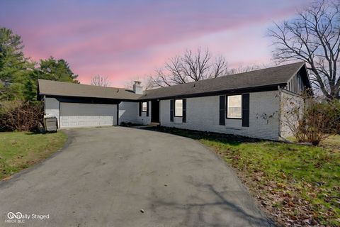 Photo of 3141 Citadel Court, Indianapolis, IN 46268 (MLS # 22089801)