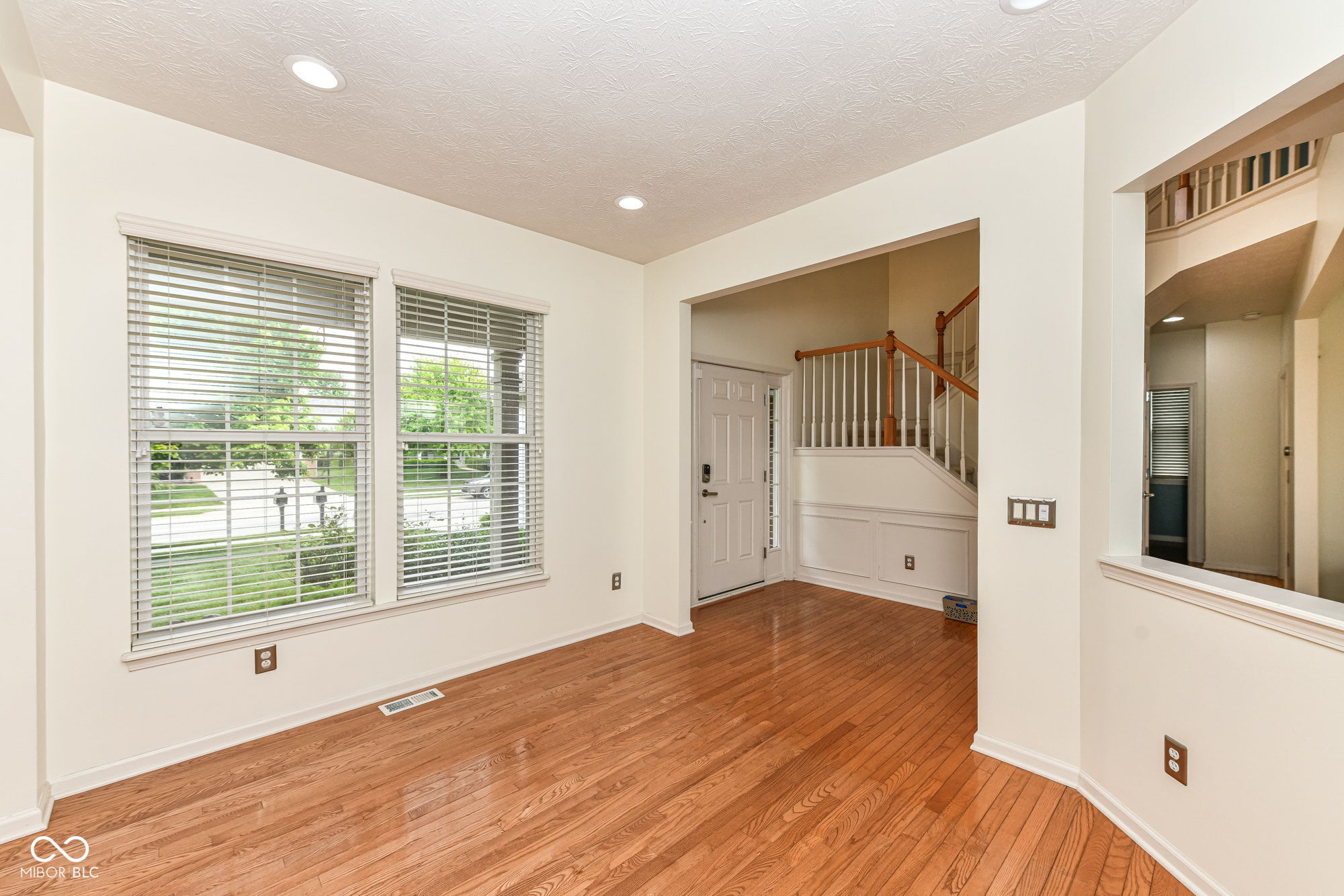 13973 Avalon E Drive
