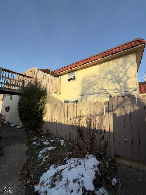 Photo of 2813 Del Prado Drive, Indianapolis, IN 46227 (MLS # 22076392)