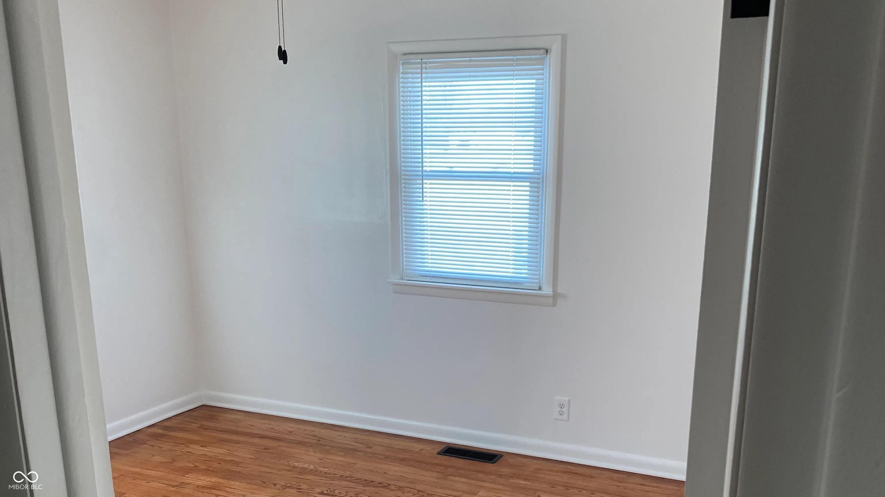 Lebanon, Indiana 46052, United States, 3 Bedrooms Bedrooms, ,1 BathroomBathrooms,Residential,Pending,5000